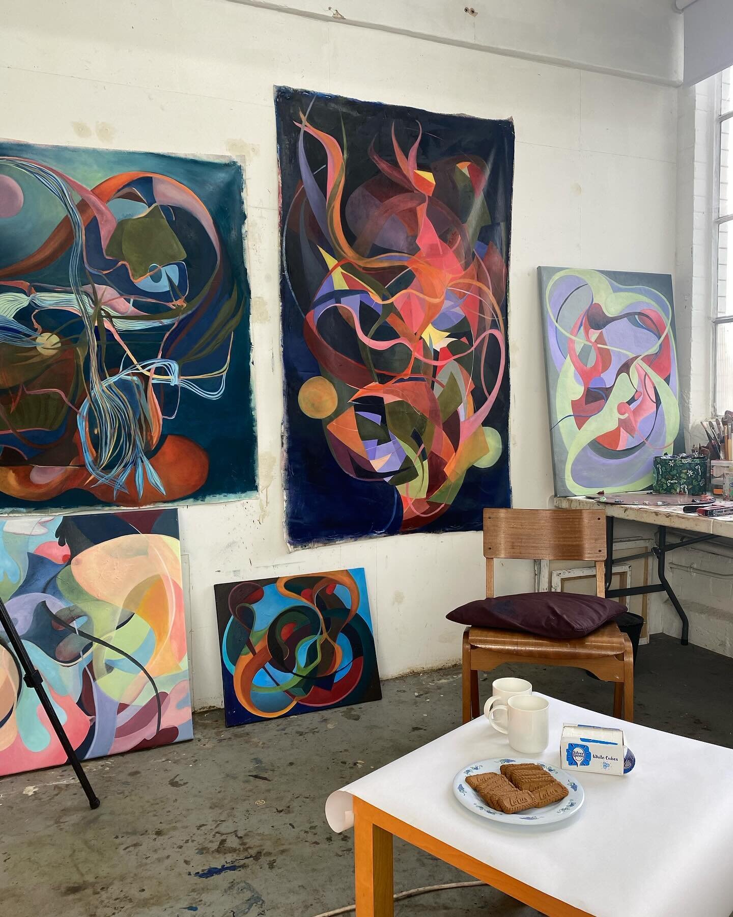 Studio visit ready!
-
-
-
#ilovemystudio #artiststudio #space_studios_london #eastlondon #art #artistepeintre #artcollector #abstractart #oilpainting #paintonwalls #artistsoninstagram #artlover