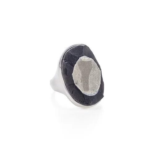 Pyrite in schist set in 925 silver 18kts white gold plated ring