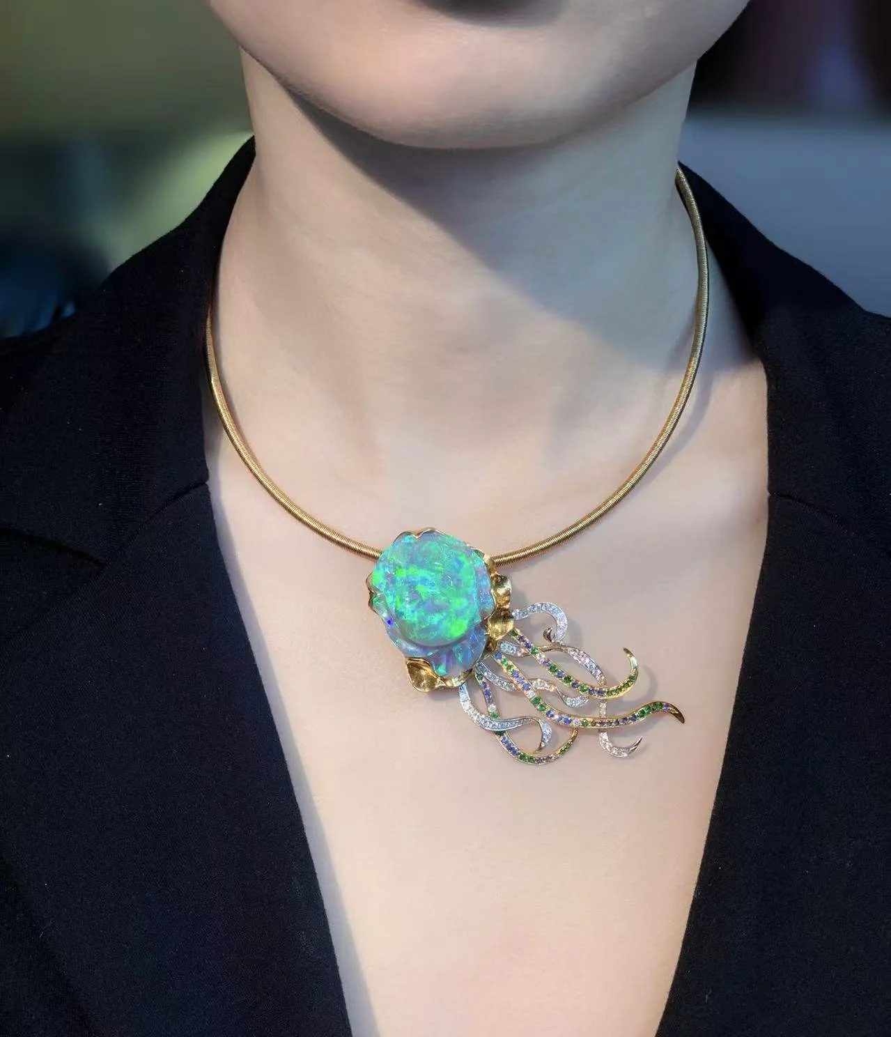 First Prize of International Opal Jewelry Design Award 2019