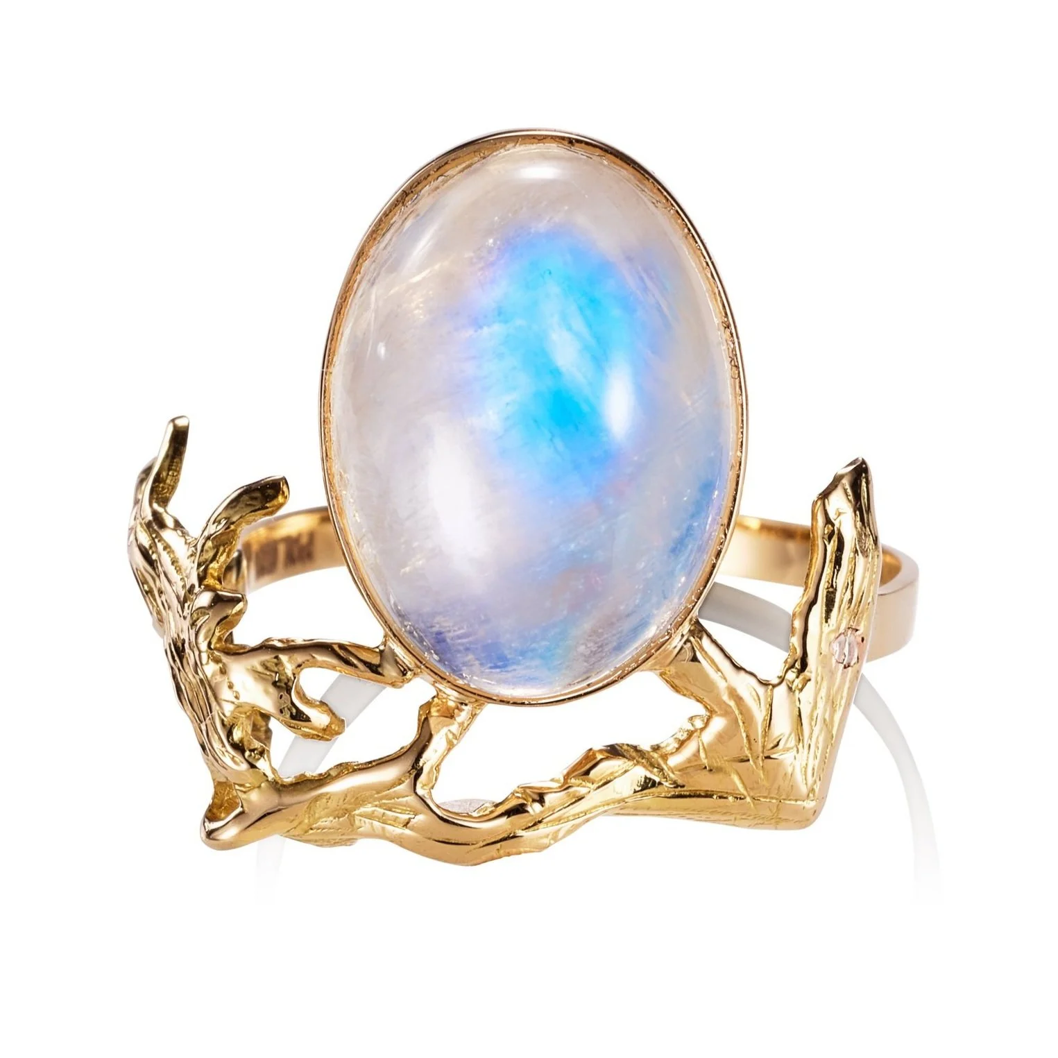 SO40Y%E7%BC%85%E7%94%B8%E8%93%9D%E6%9C%88%E5%85%89%E7%9F%B3%EF%BC%8C18k%E9%BB%84%E9%87%91%E9%95%B6%E5%B5%8C%E6%88%92%E6%8C%87Blue+moonstone+from+Burma%2C+set+in+18kts+yellow+gold+ring.W.jpg
