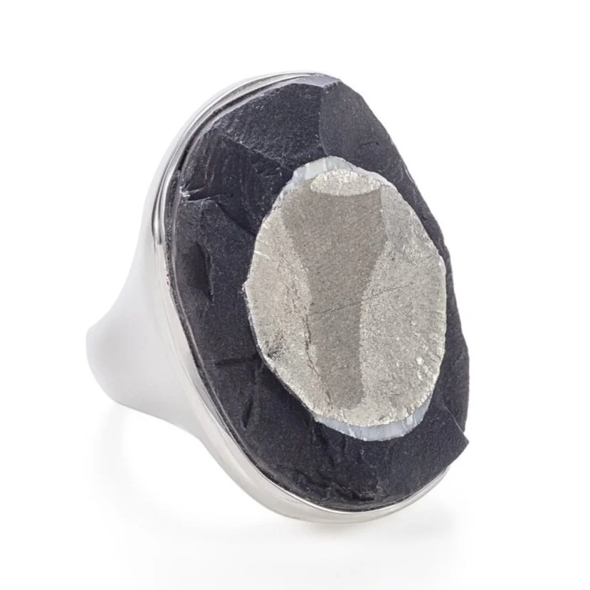 Pyrite+in+schist+set+in+925+sliver+18kts+white+gold+plated+ring-1-white_%E5%89%AF%E6%9C%AC.jpg