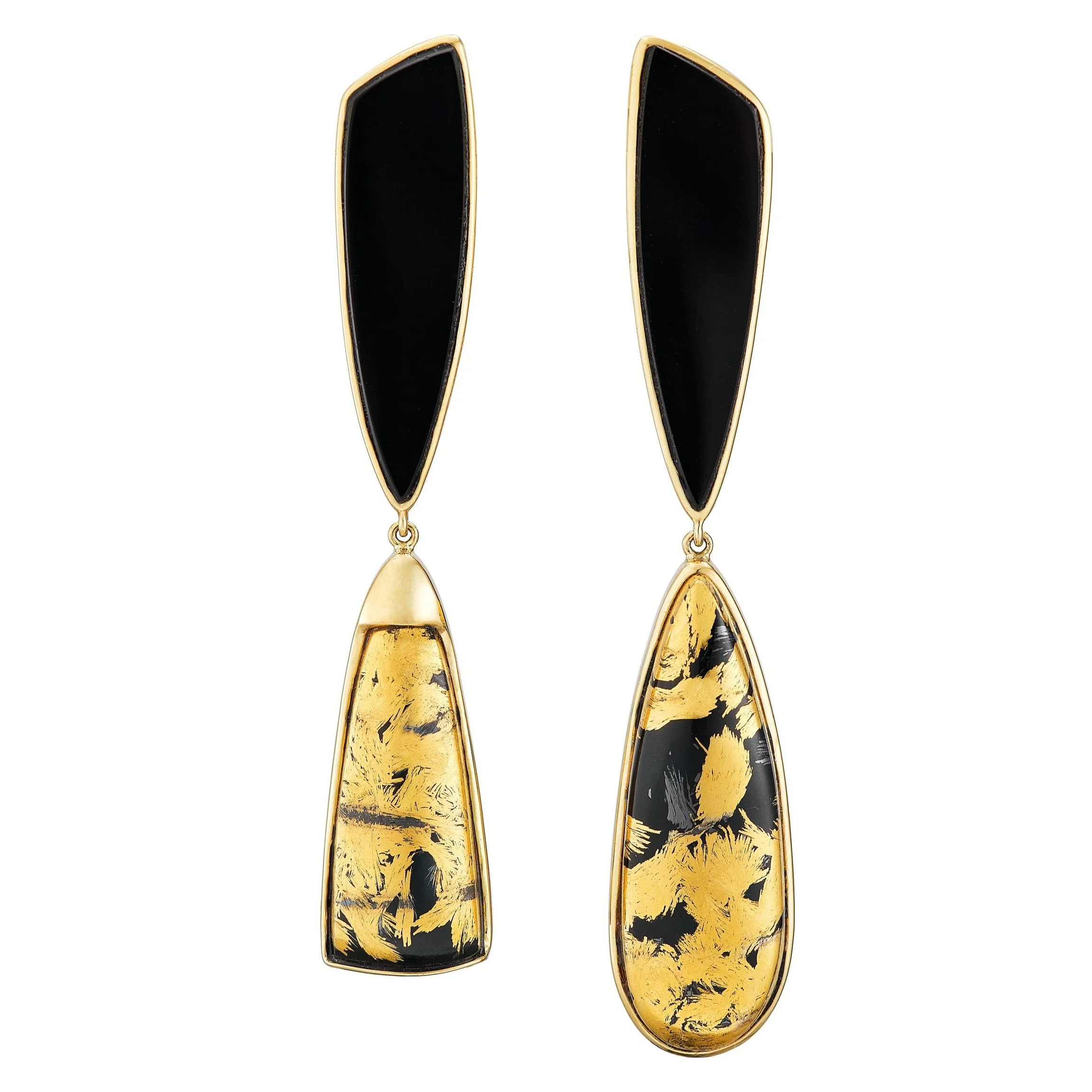 Black Agate and Magnetite Jade Gold Earrings
