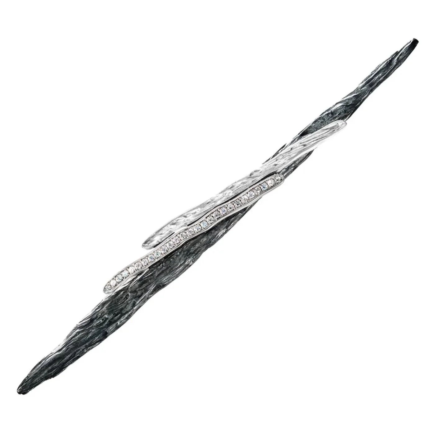 Brooch-W-s.jpg