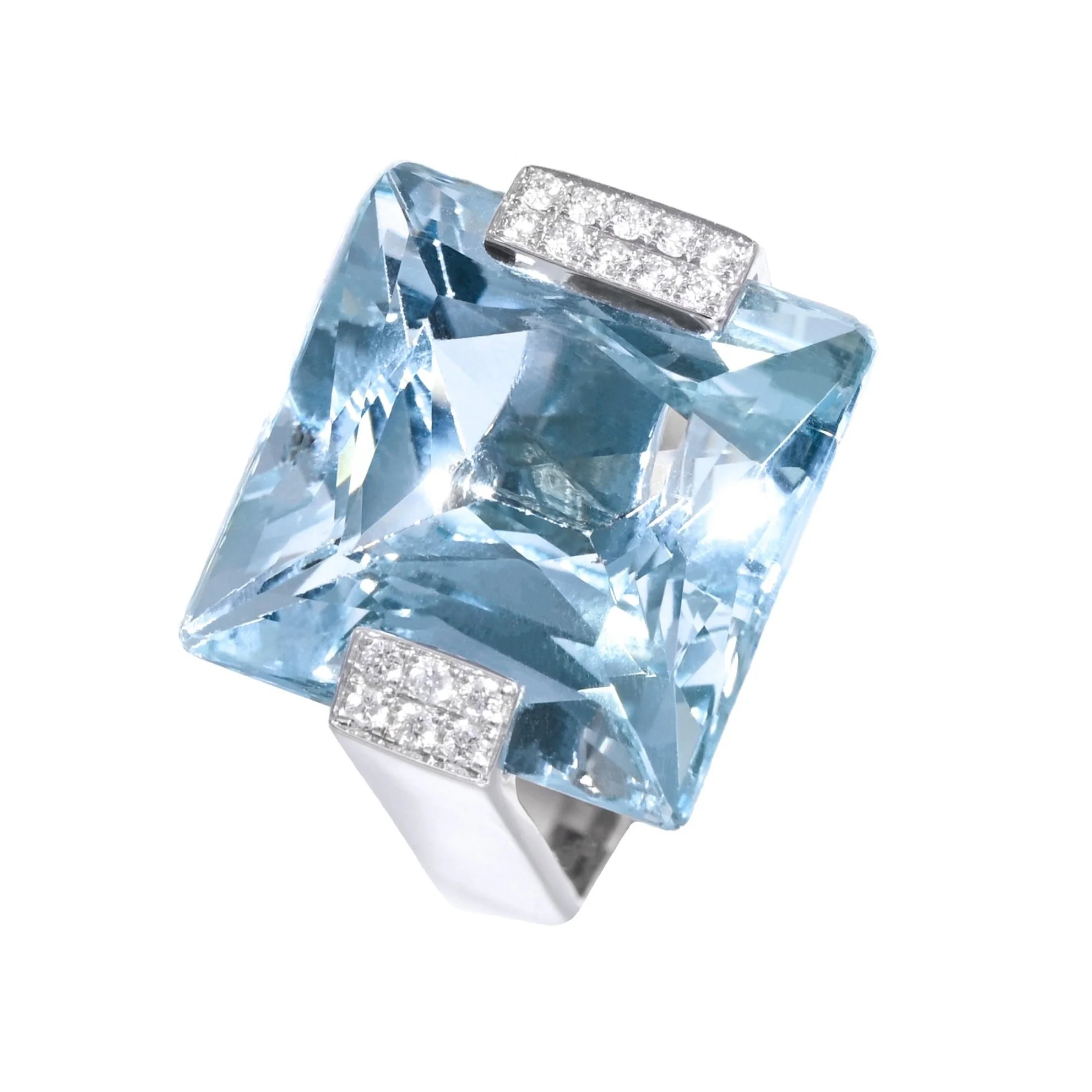 Ring.+Square+cut+aquamarine+from+Brazil+%2820.46ct%29%2C+round+brilliant+cut+diamonds+%280.17ct+in+total%29%2C+18kt+white+gold-W2.jpg