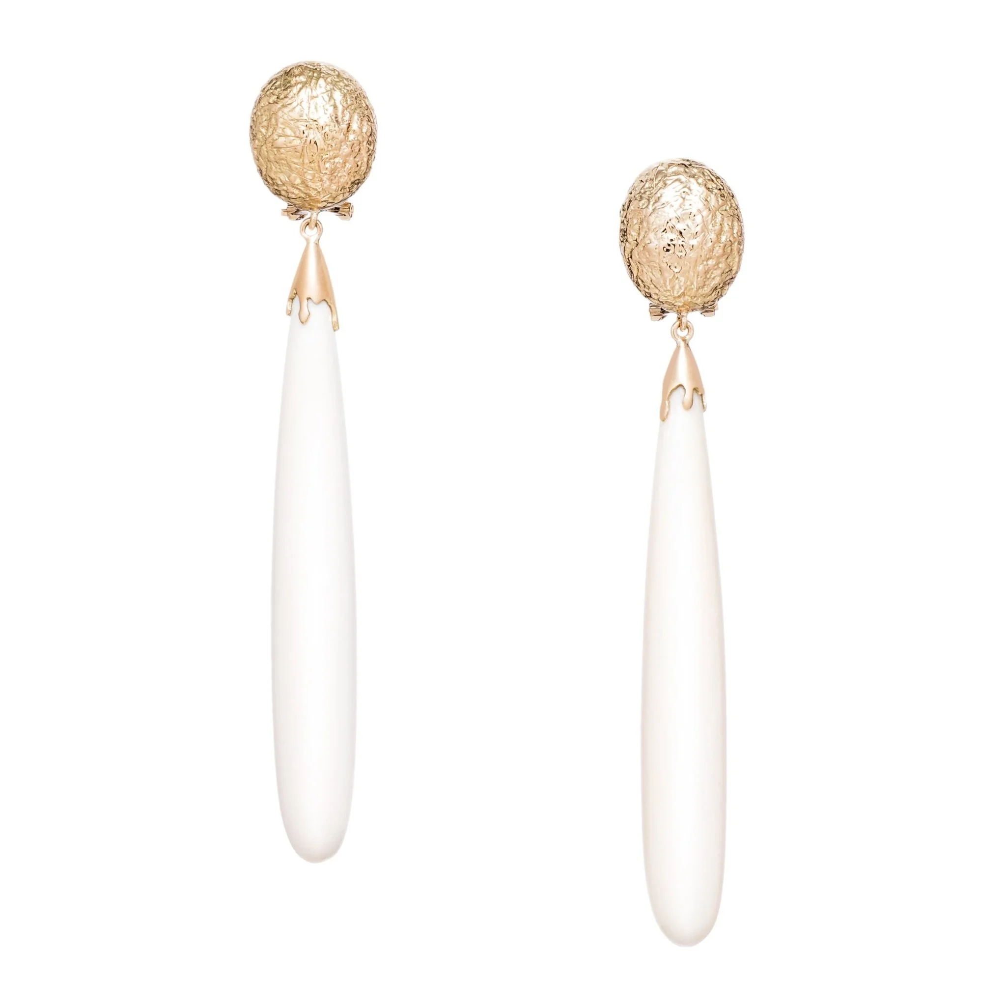 earing-white.jpg