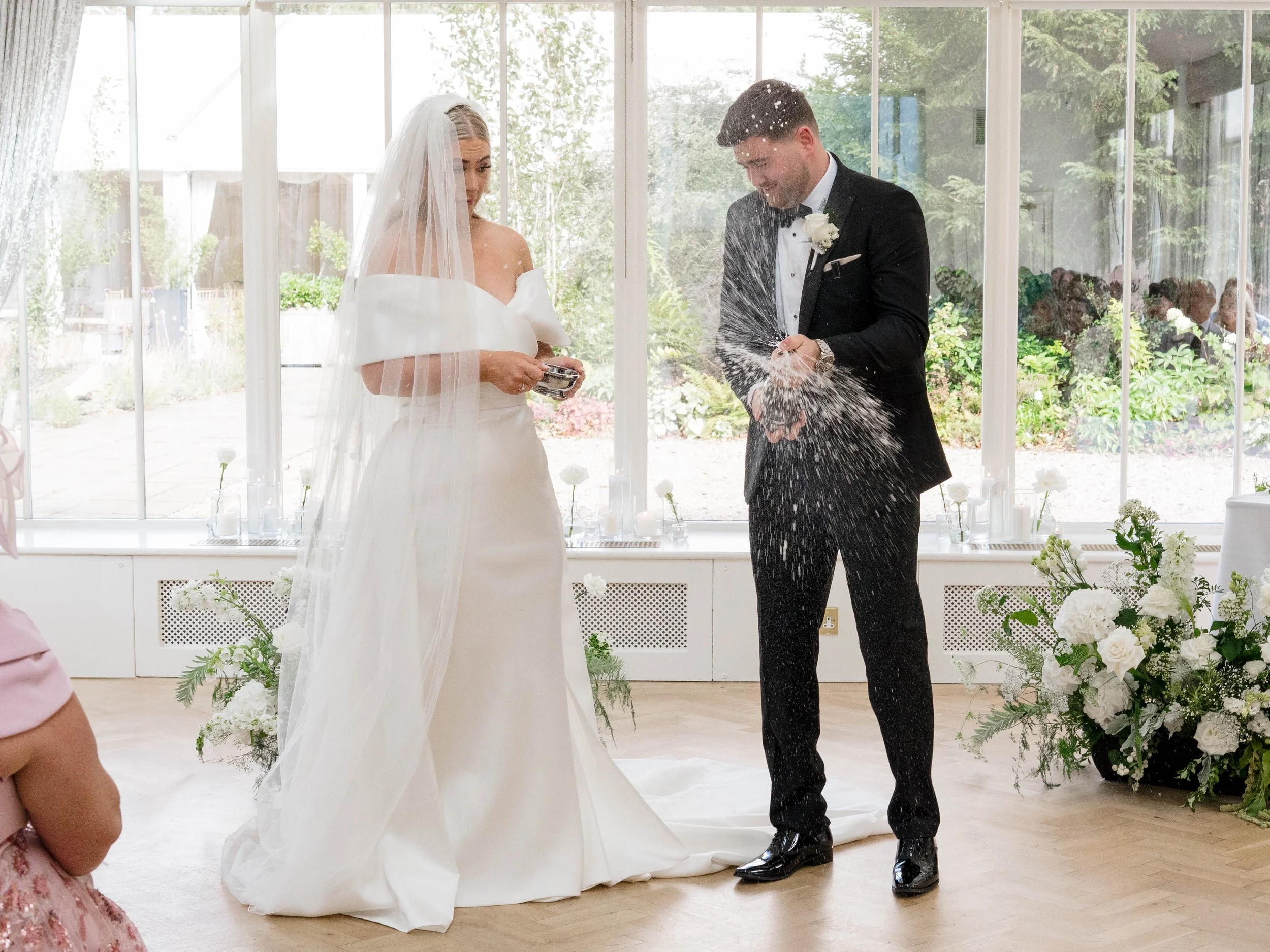 Wedding Galleries — Wedding Photographers: Del and Jayjay, image size:2500x1875