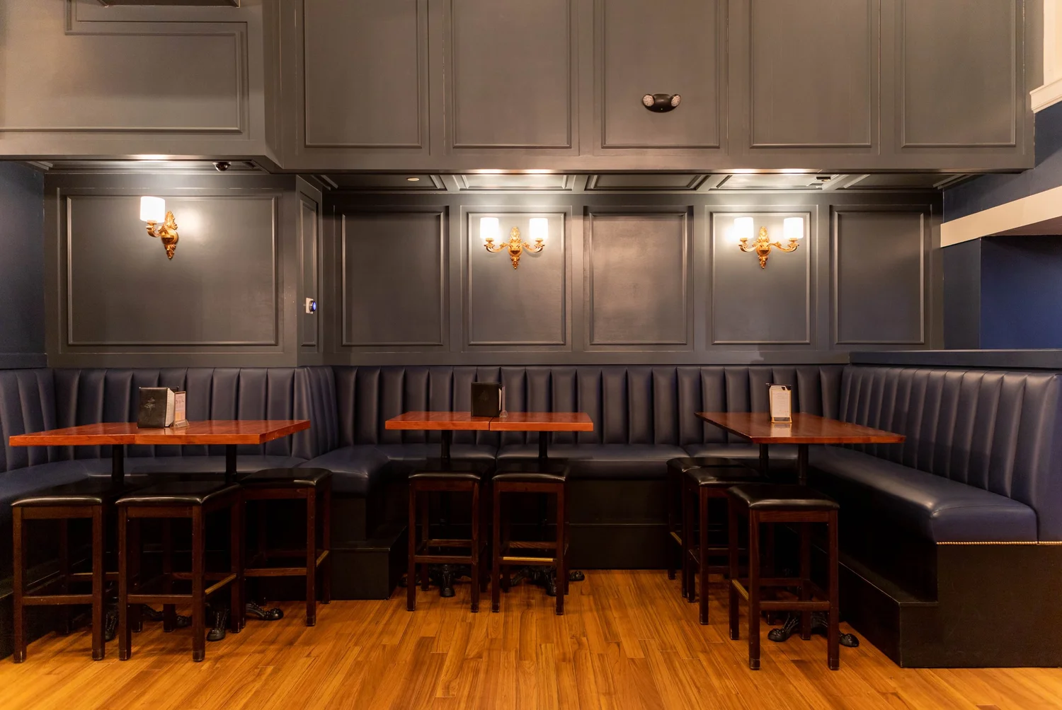 Bar photo 1