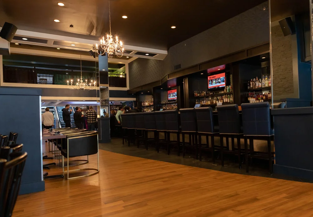 Bar photo 2