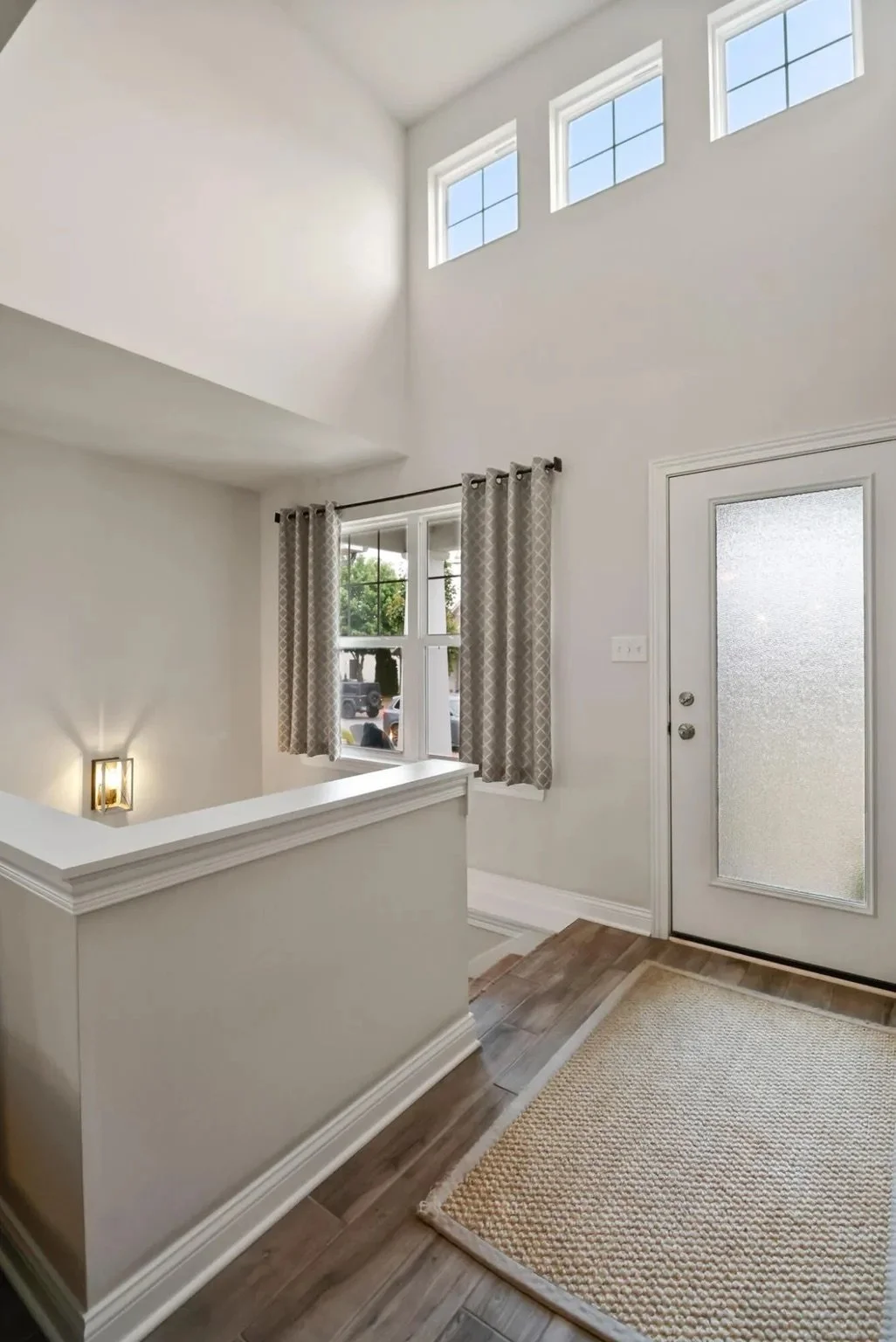 5946 Beacon Lane entry.jpeg