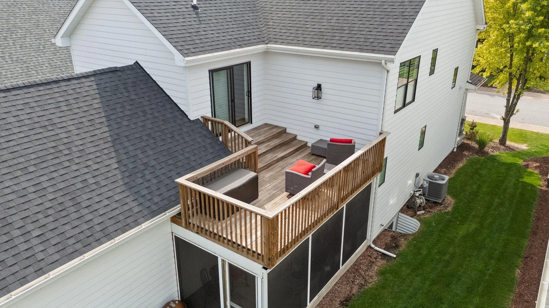 Back deck 5956.jpg