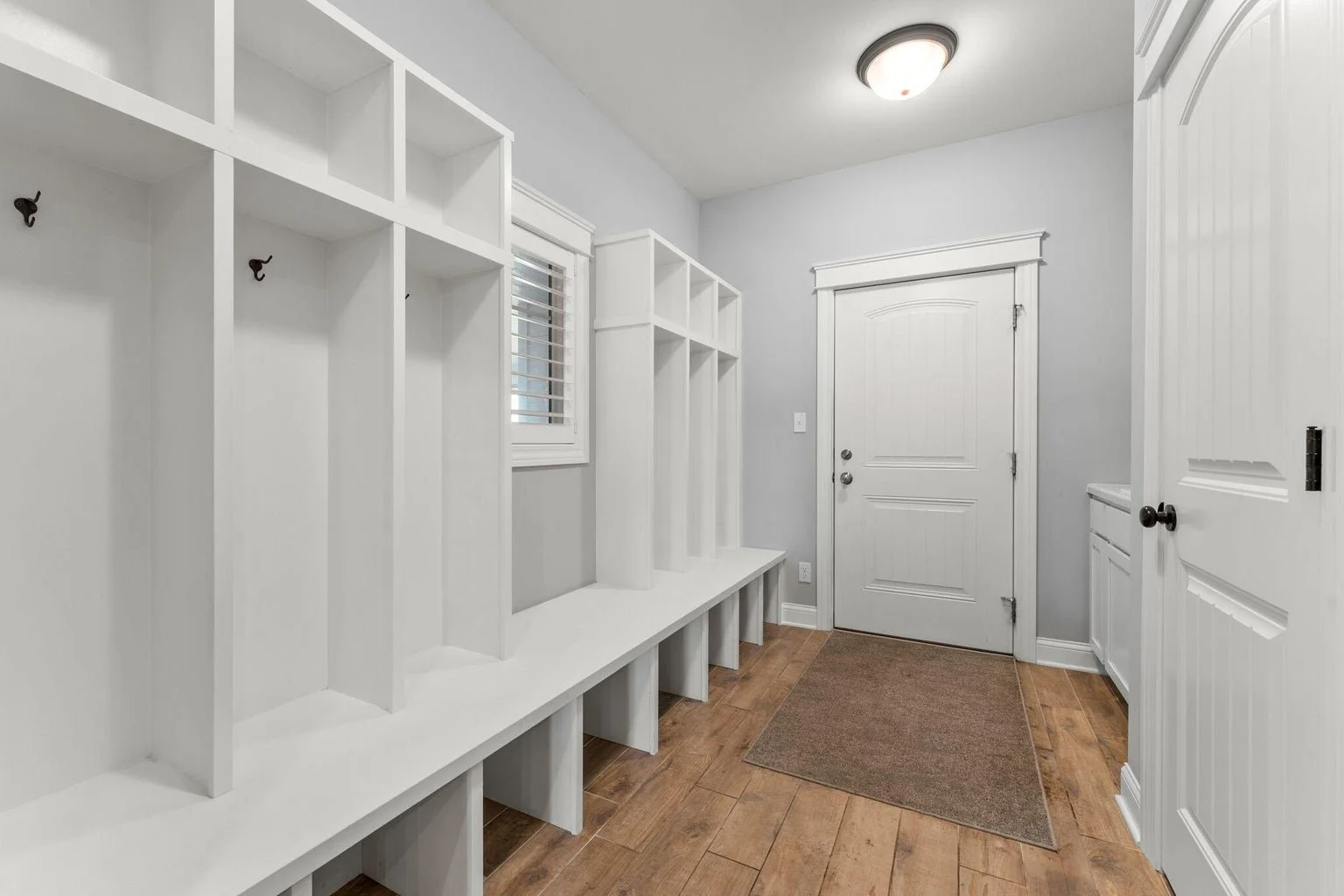Mudroom 5956.jpg