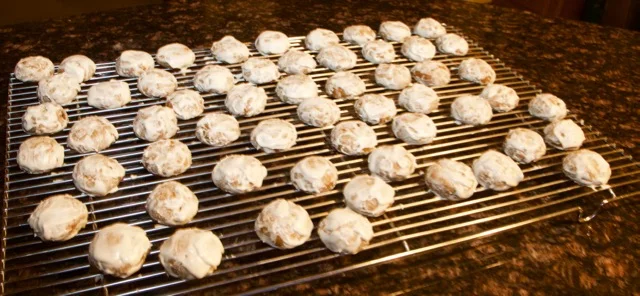 pfeffernusse on rack.jpg