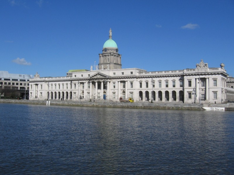 custom house.jpg