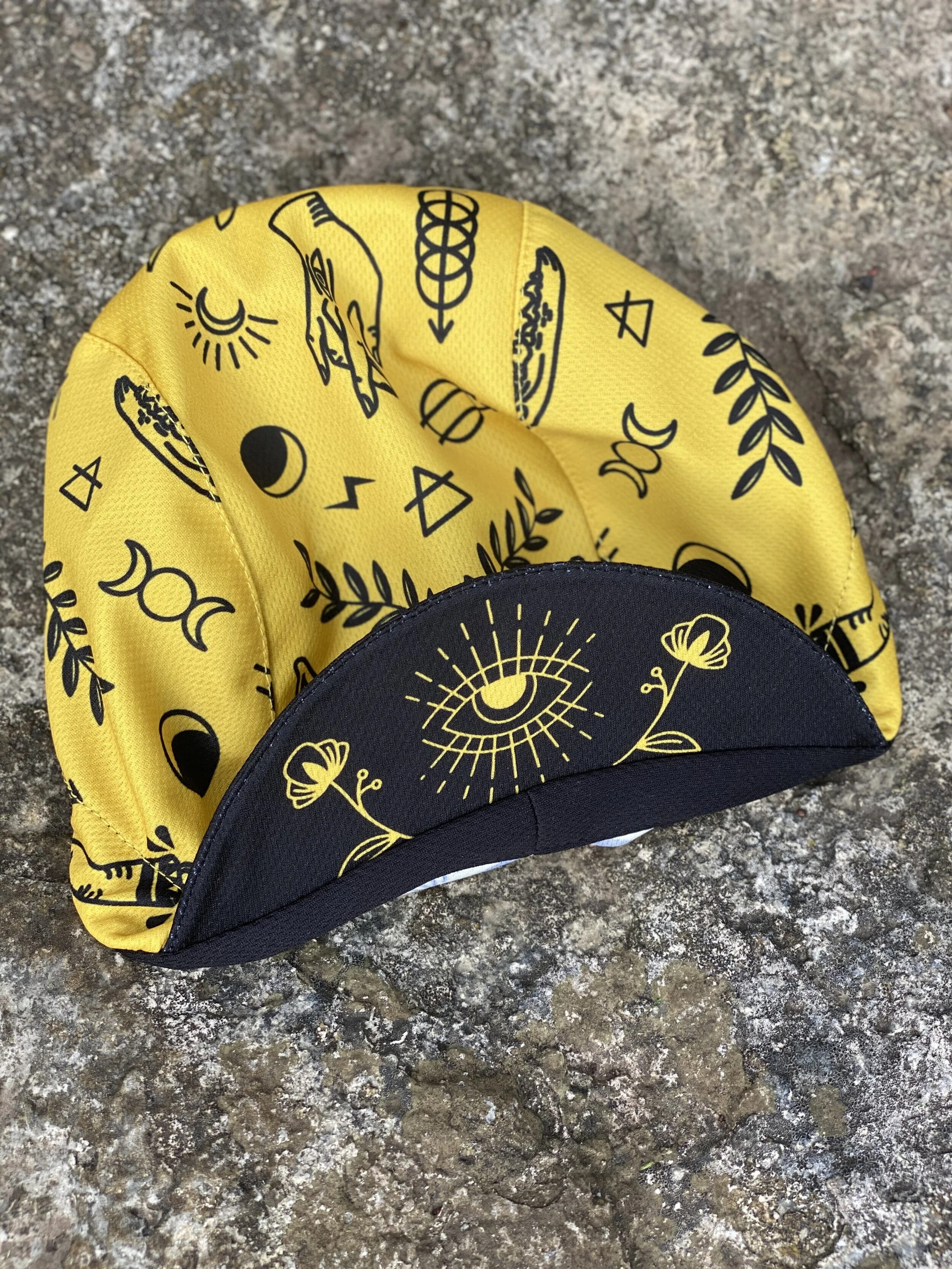 banana cycling cap