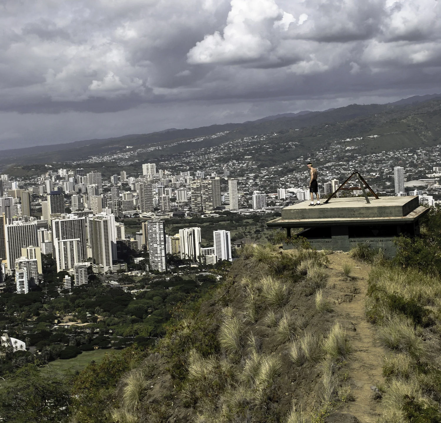 HawaiiOverlook.jpg