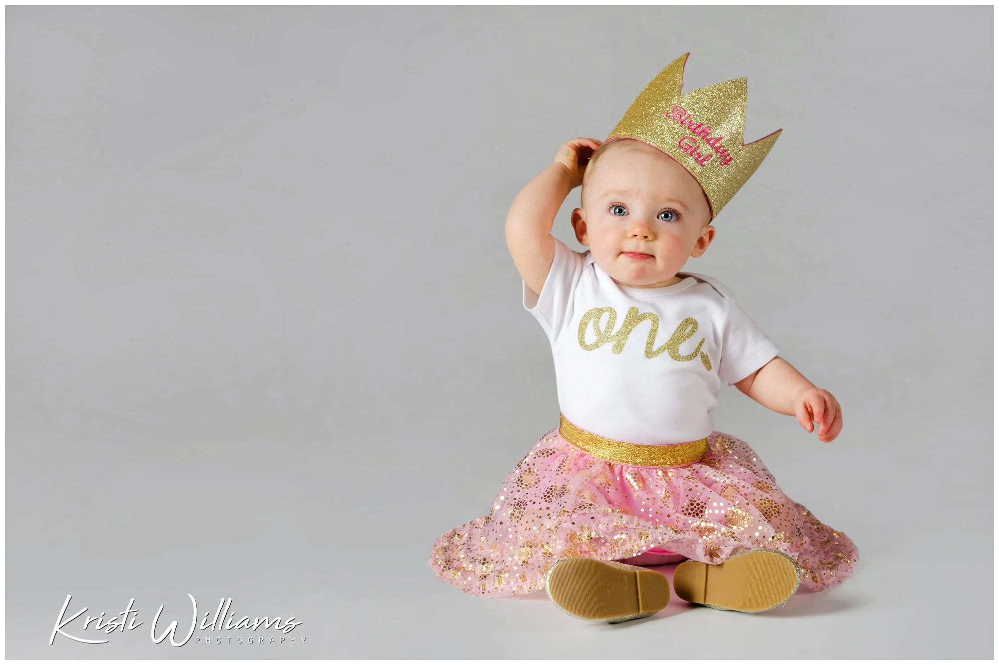 goldandpink1stbirthdaycrown.jpg