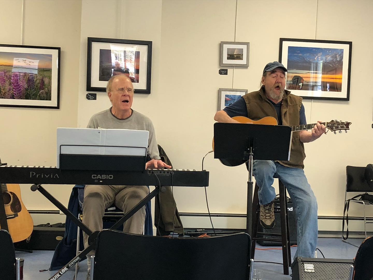 Thank you to everyone who came out and spent a delightful hour with Steve Reuman and Jay Snow yesterday. It was a perfect way to spend a chilly, cloudy afternoon together!

Next Saturday it&rsquo;s the wonderful Stephen Russell! 

#livemusic #communi