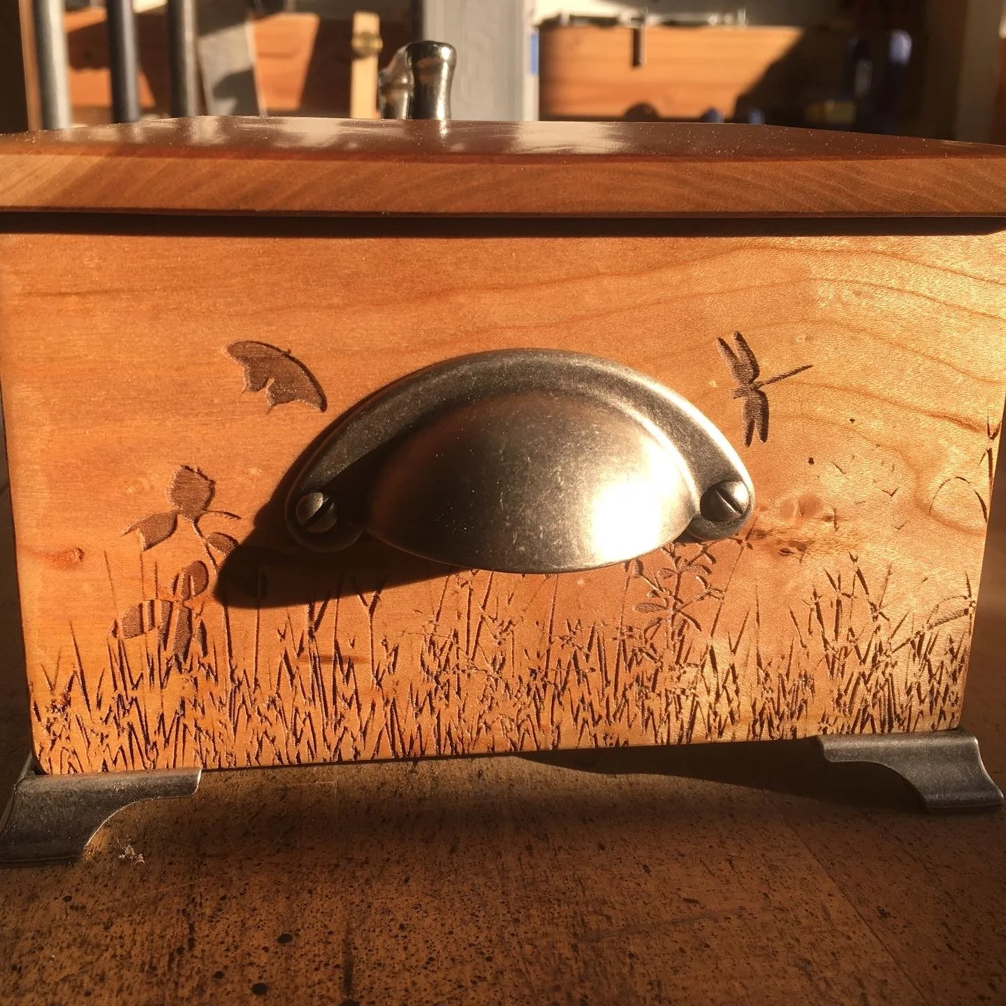 Funeral Urn - End Detail