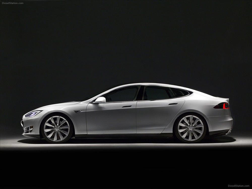 Tesla-Model-S-2013-15.jpg