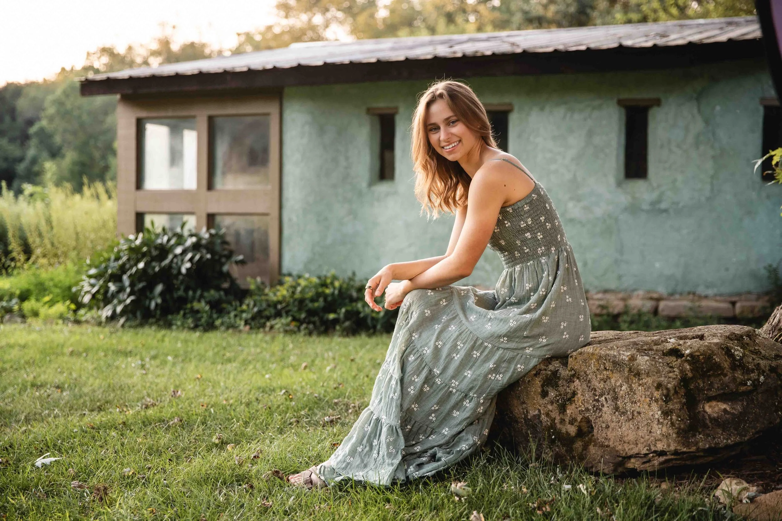Natural Outdoor Senior Portrait with Soft Evening Light