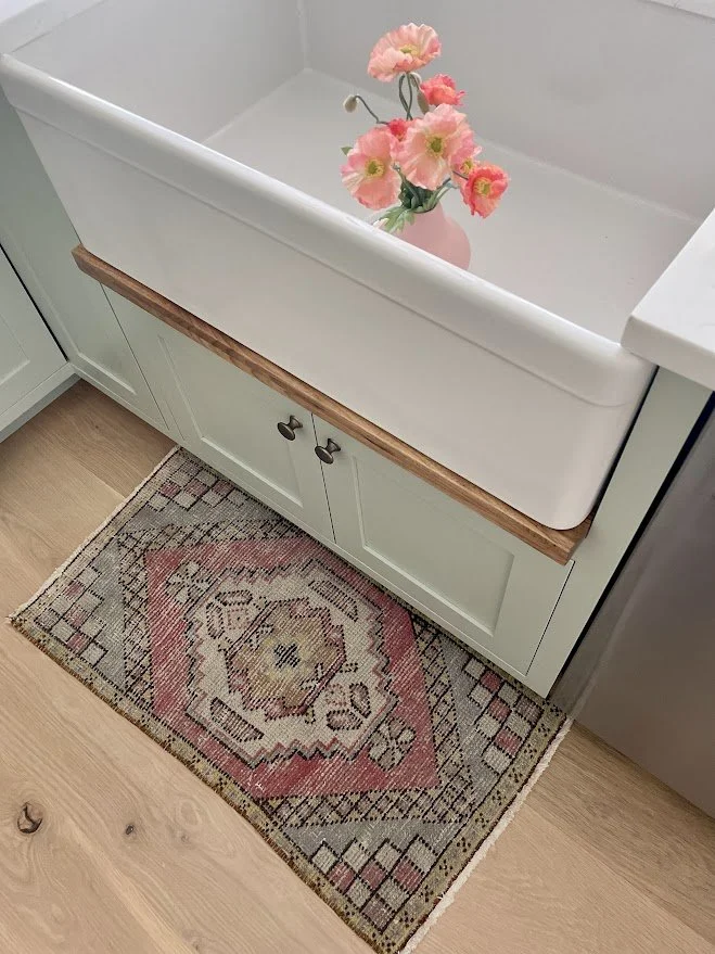 Farmhouse sink detail.jpg