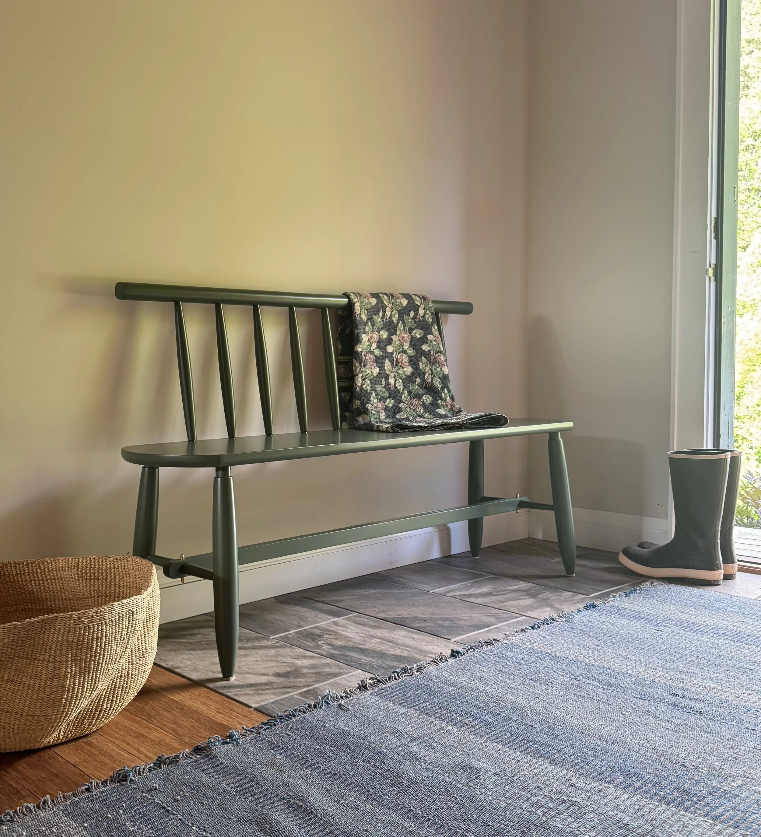 entry bench, photo by teri maher