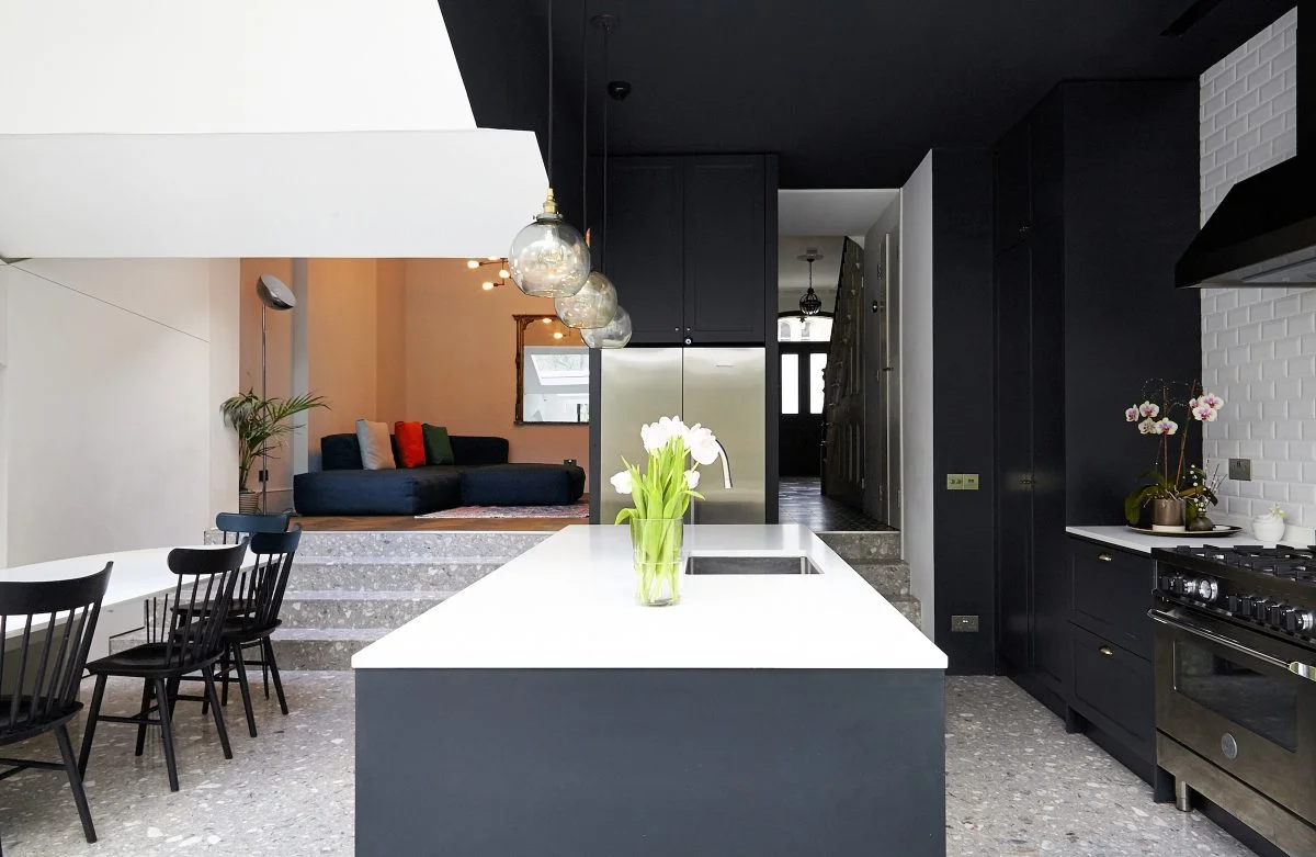 flamingo-london-house-045-1200x781.jpg