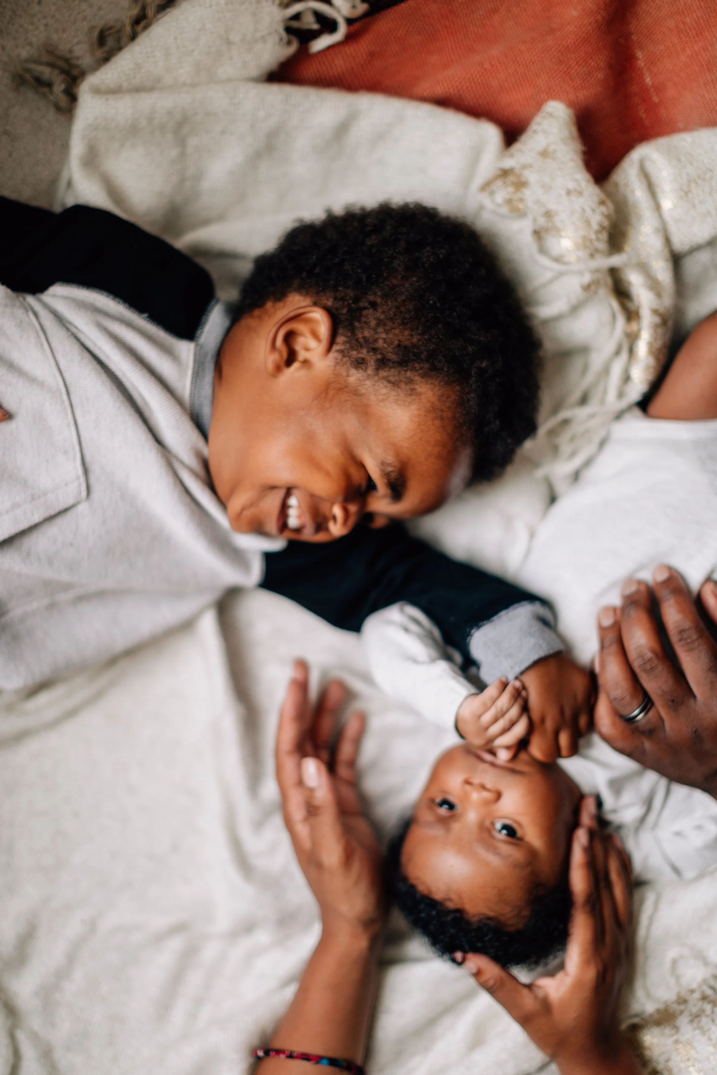 Henderson_family_newborn_big_brother_black_boy_joy-3223.jpg