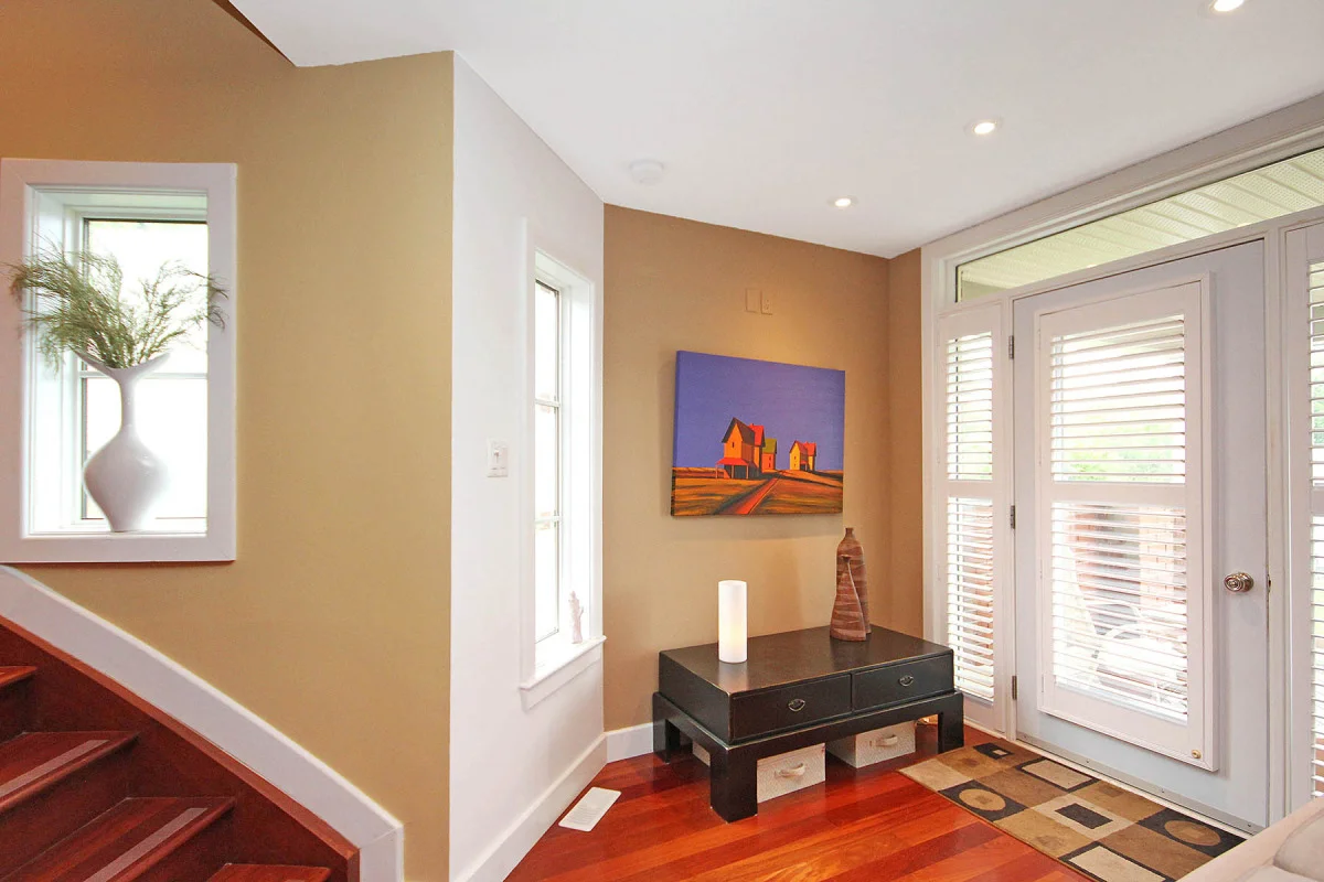 entry way_281_kirchoffer_37.jpg