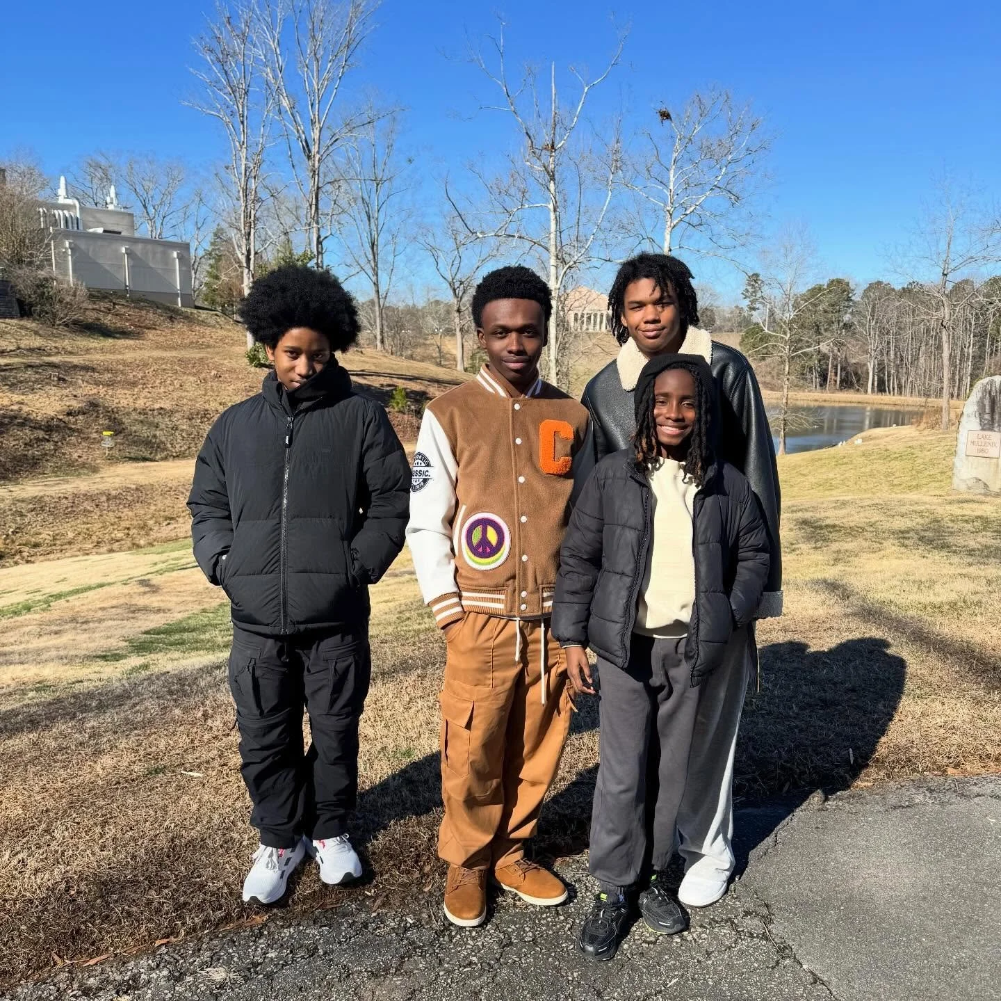 Saturday morning at Reinhardt University! 🎓
Our high schoolers explored everything RU has to offer - from the library and dorms to academic buildings and the cafeteria where we ate lunch alongside current students.

The highlights? Learning that mos