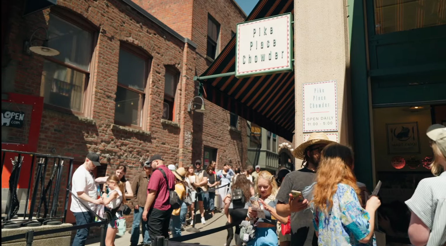 The Poor Traveler - Seattle Travel Guide Recommends Pike Place Chowder