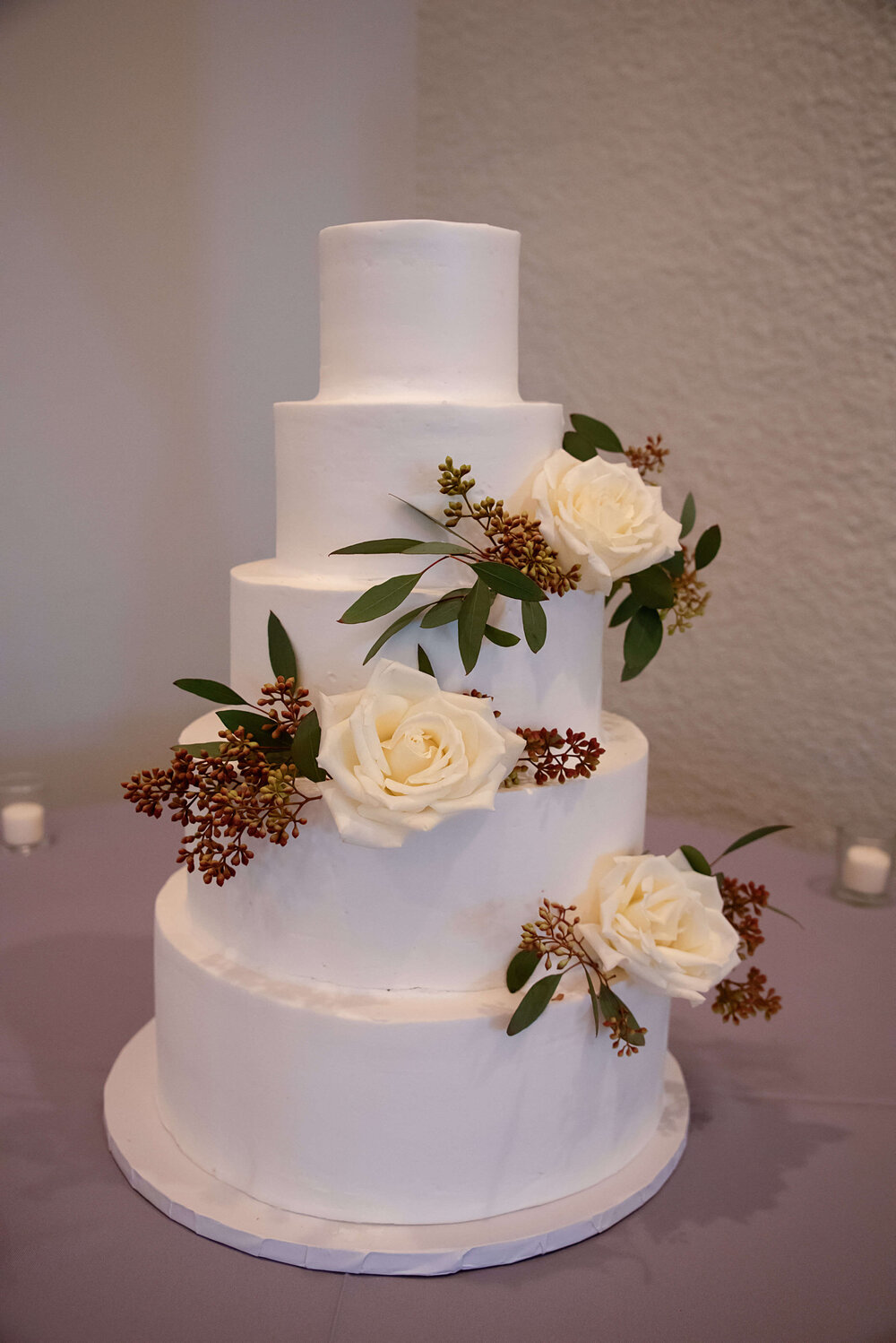 Wedding cake at Gainey Ranch Golf Club in Scottsdale, Arizona