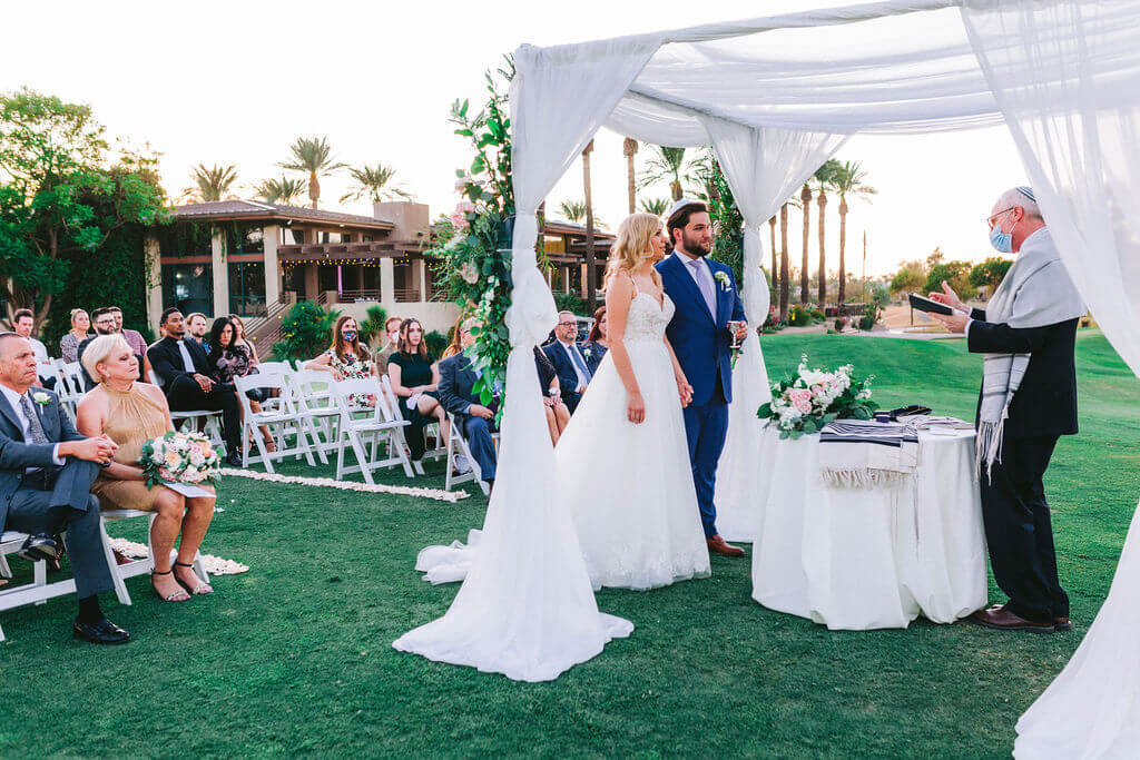 Wedding ceremony at Gainey Ranch Golf Club in Scottsdale, Arizona