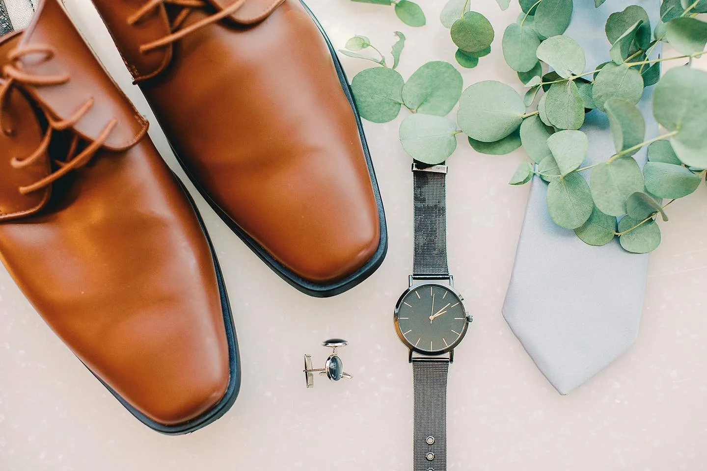 💛💛

Venue: @mysticlakecasino 
Photographer: @rachelellephotography 
DJ: @instantrequestdj 
Makeup: @blushbeautyroom_mpls 
Hair: @brixtonhue.salon 
Day of Coordinator: @hartandsole.co