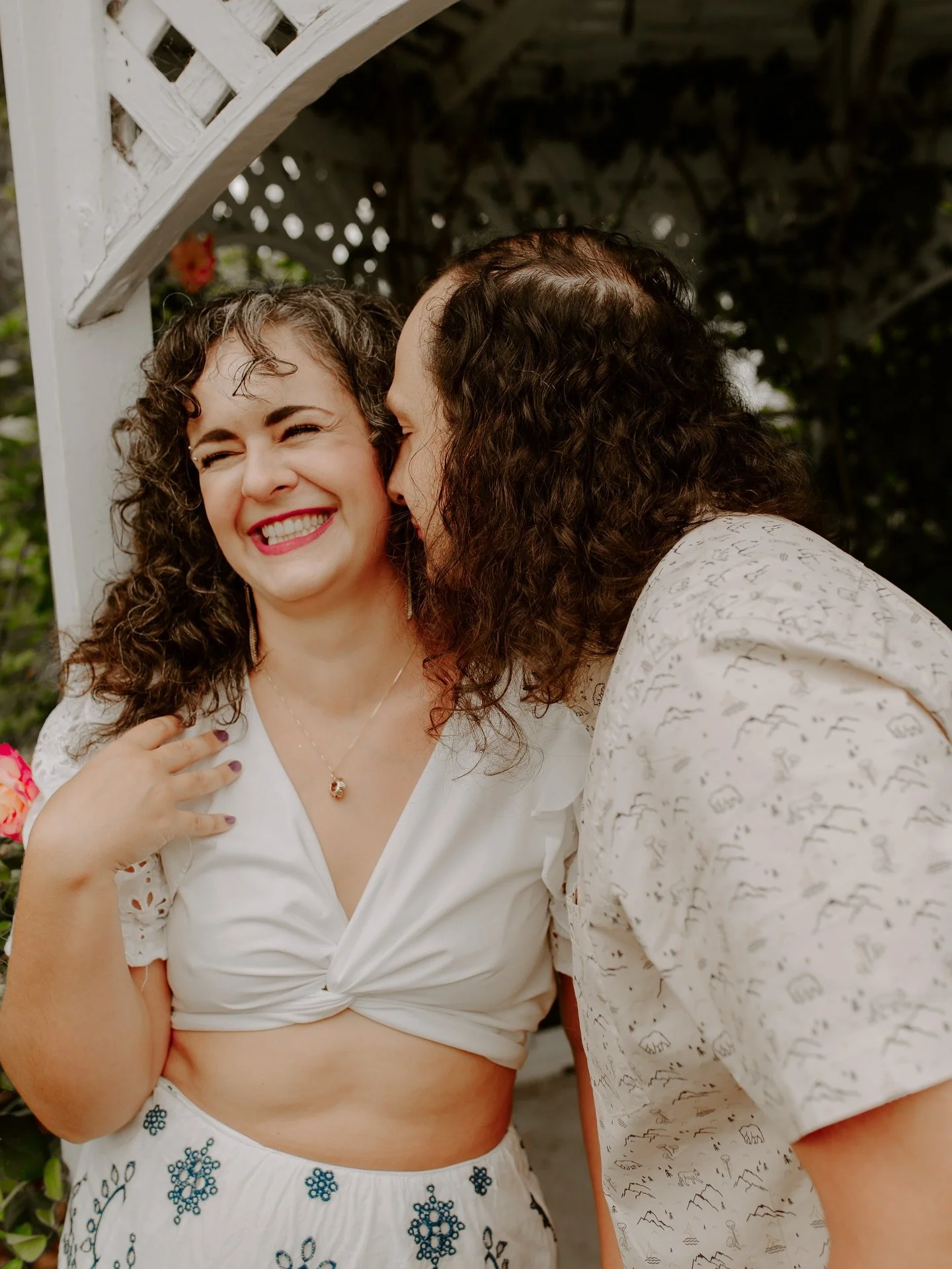 It&rsquo;s hard to believe we&rsquo;re just one month away! ✨💒

Today I&rsquo;m headed to my final dress fitting. The seating chart is set, our love songs are picked, and we just ordered a gazillion disco balls to sparkle up the night. 🪩✨

Every de