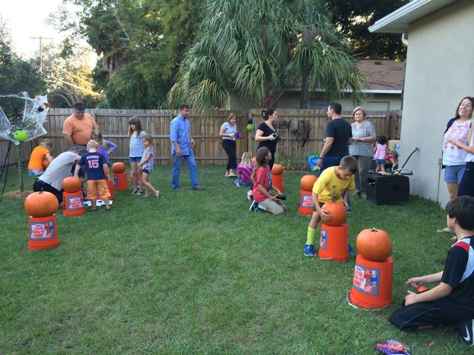 Pumpkin carving contest - new tradition instead of candy