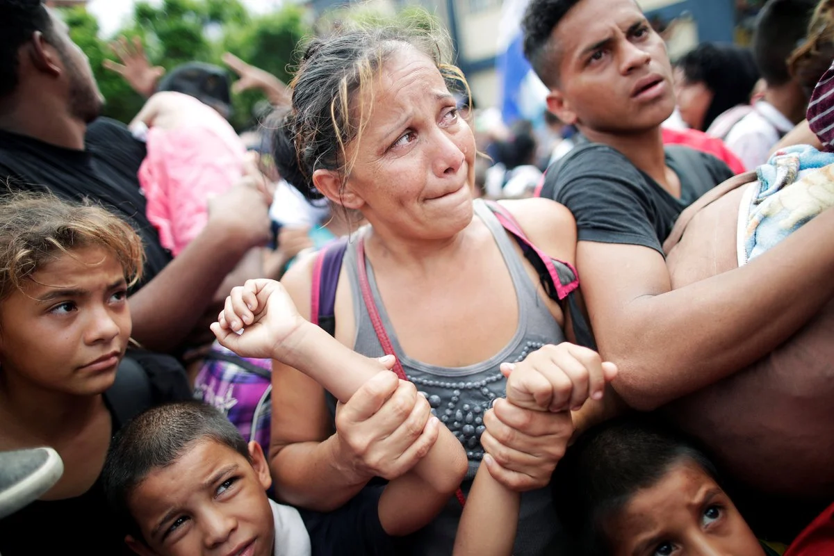 Dp5YGESV4AEnLUz.jpg
