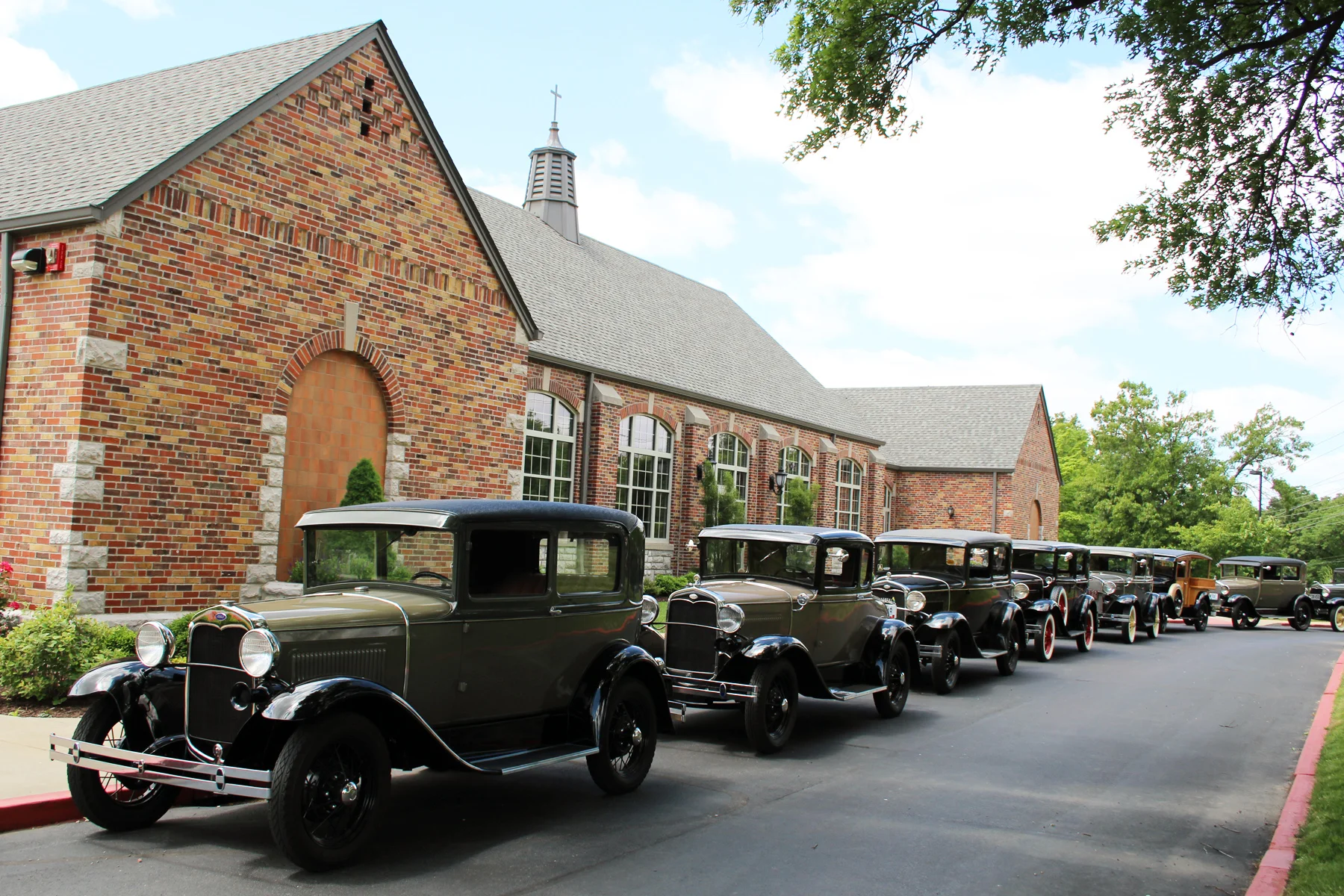 Osage Hills School (now Trinity Church) built in 1937 on site of Meramec Highlands dance hall