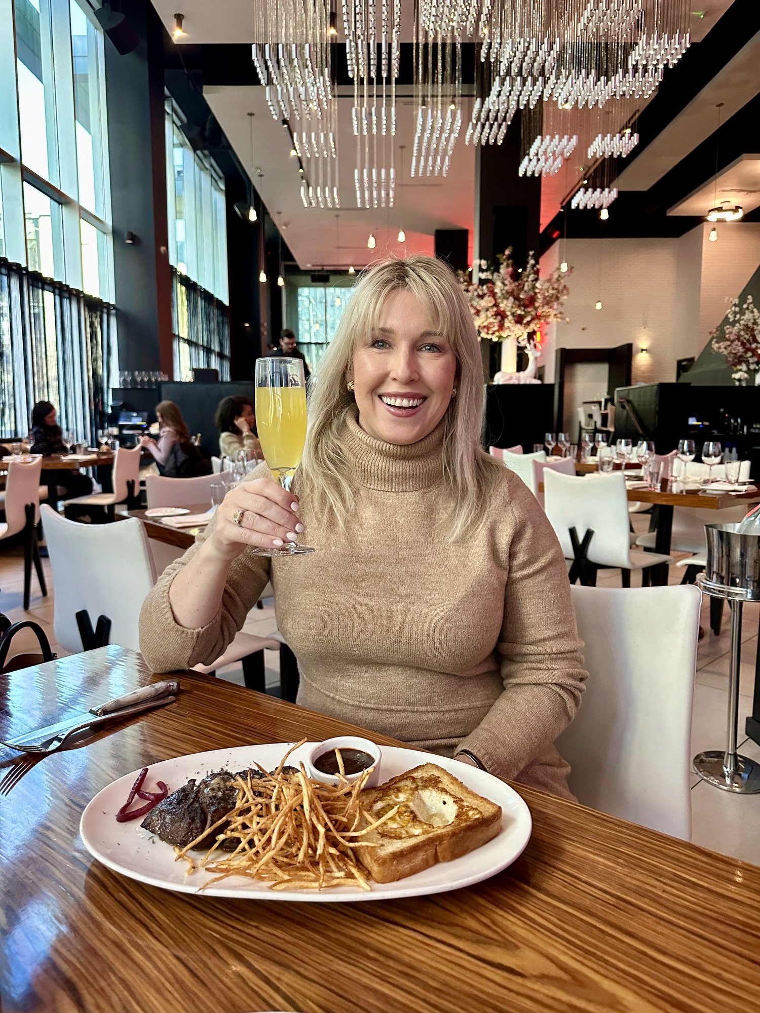 Nashville Brunch And Bottomless Mimosas At STK Steakhouse — Blonde