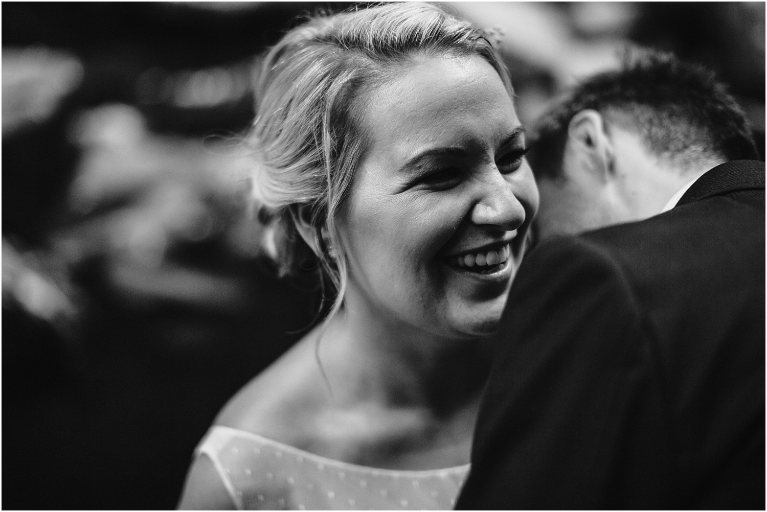 Ainslee and Warwick's elopement at Erskin Falls and the Lorne Beach Pavilion on the Great Ocean Road._0079.jpg