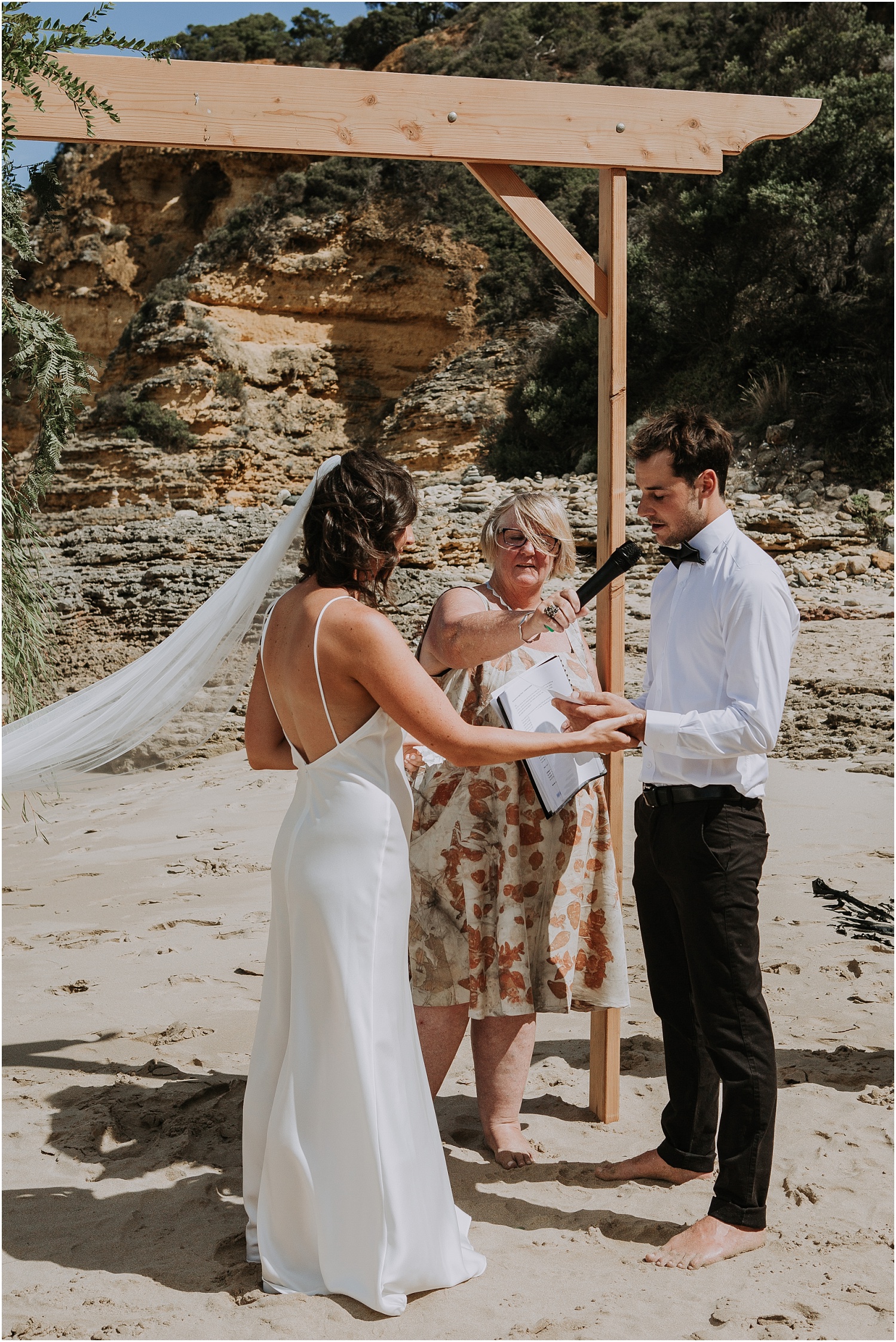 Aireys Inlet backyard wedding on the Great Ocean Road._0033.jpg