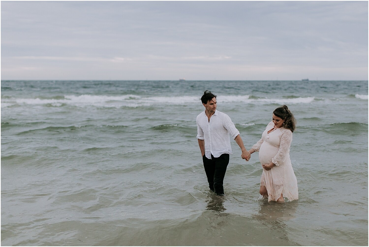 Maternity session at Port Melbourne_0026.jpg