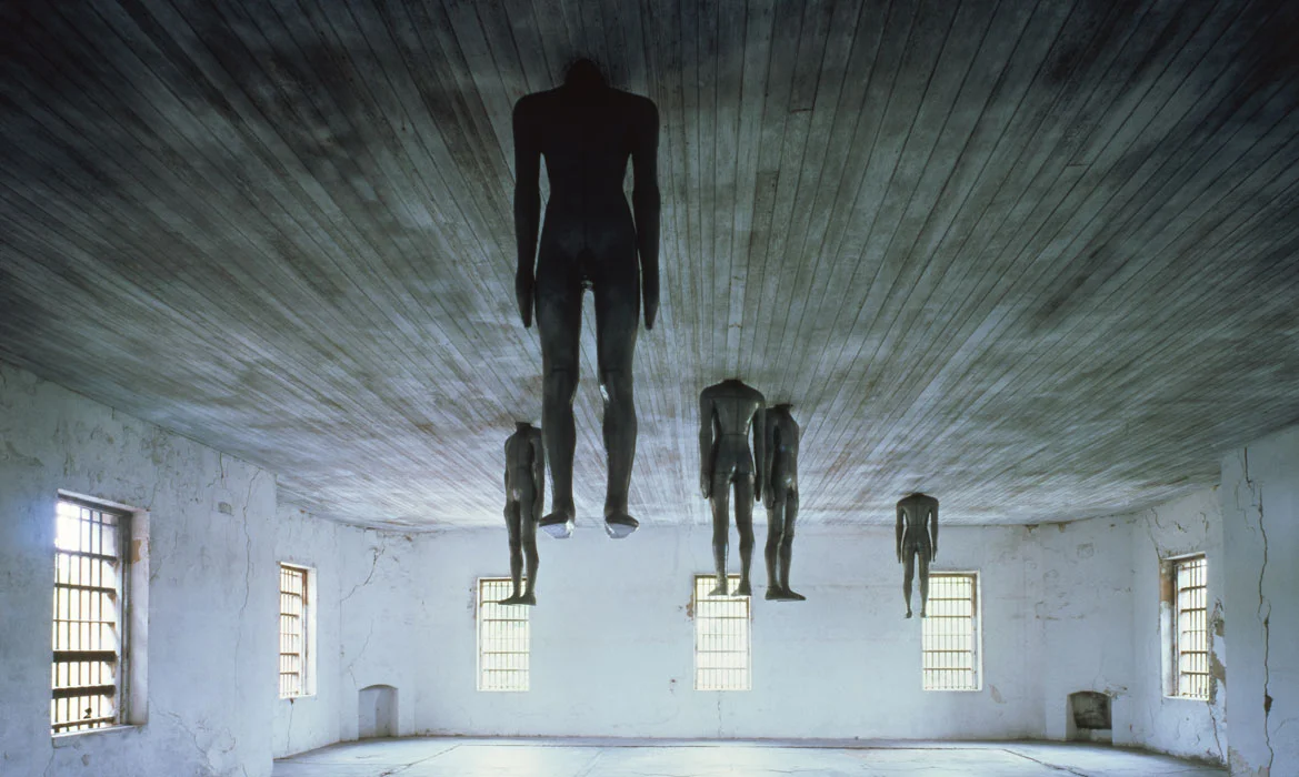 Antony Gormley, Learning to Think , 1991; Photo Source: http://www.antonygormley.com/