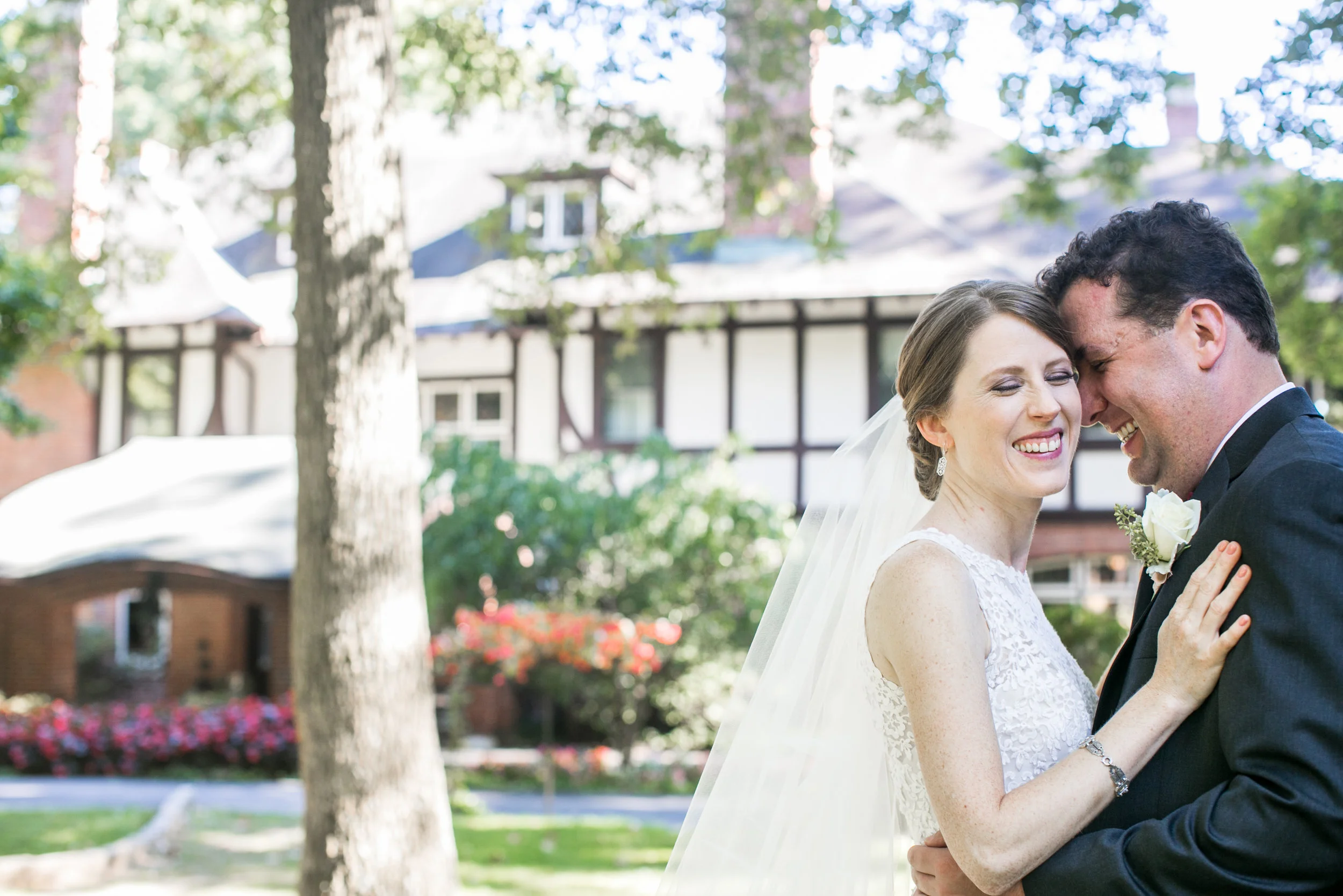 UvegesWeddingLivingRadiantPhotographyhighlights-10.jpg