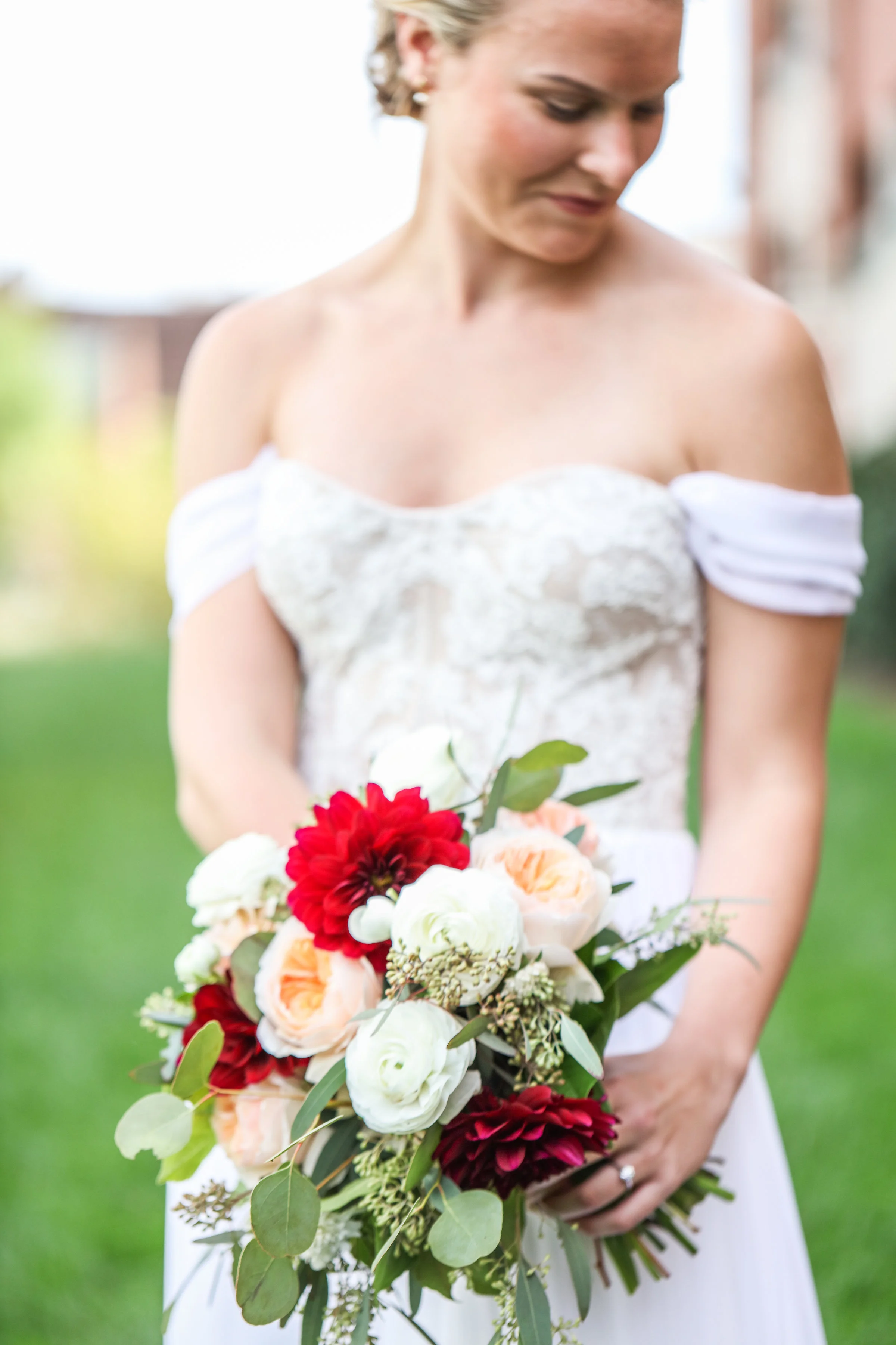 TingueWeddingLivingRadiantPhotographyhighlights-13.jpg
