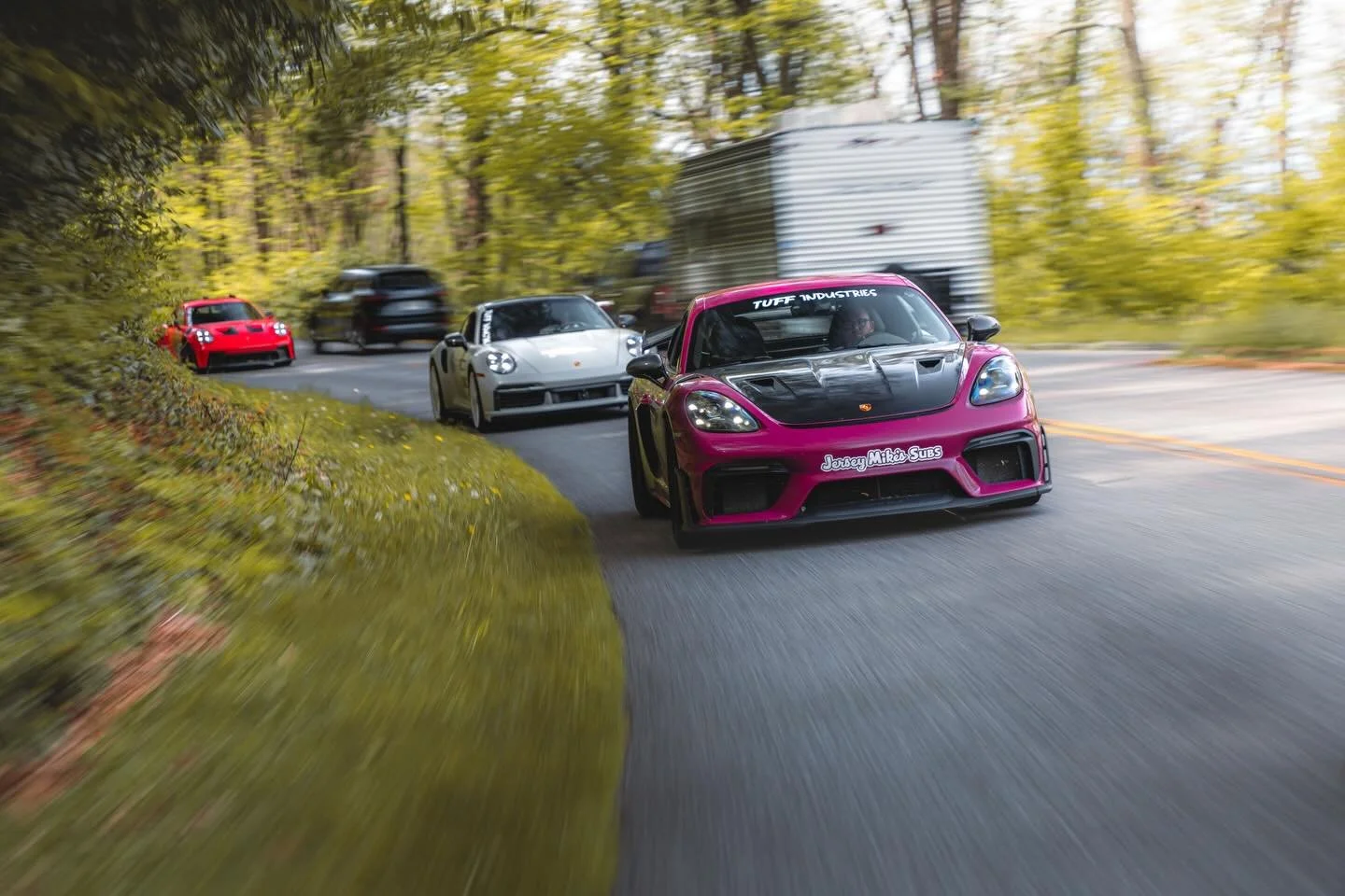 Another day carving corners on the Blue Ridge Parkway and the Tail of the Dragon - The Smoky Mountains have been an incredible host and we aren&rsquo;t done yet! 

📷: @rgm_edia 

&mdash;&mdash;&mdash;&mdash;&mdash;&mdash;&mdash;&mdash;&mdash;&mdash;