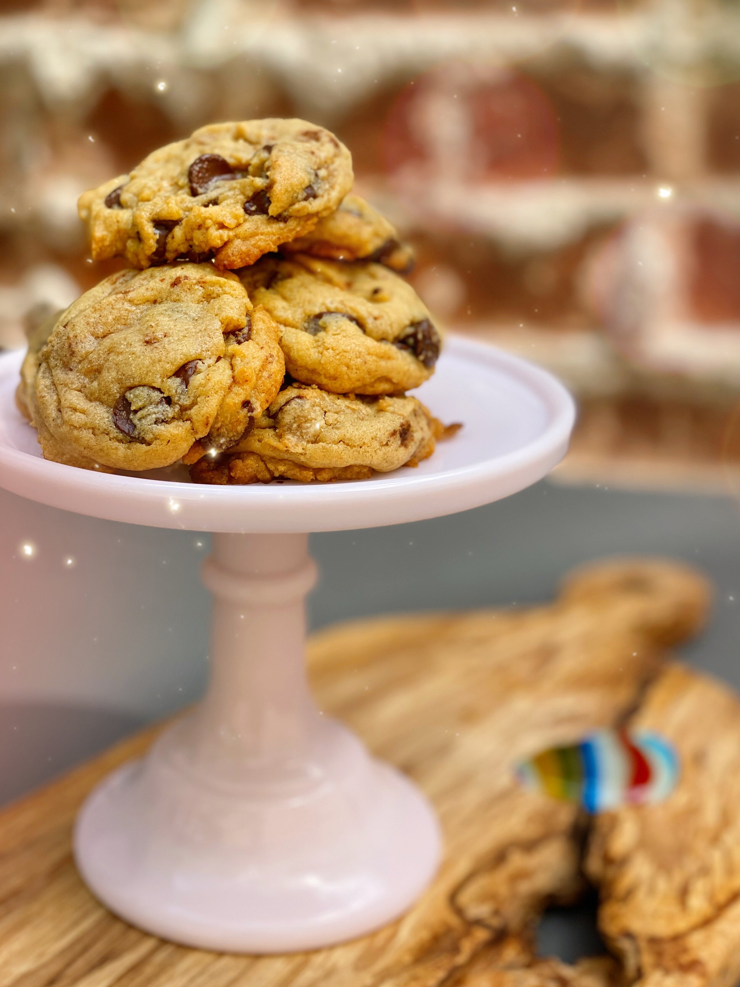 CHEWY GOOEY CHOCOLATE CHIP COOKIES