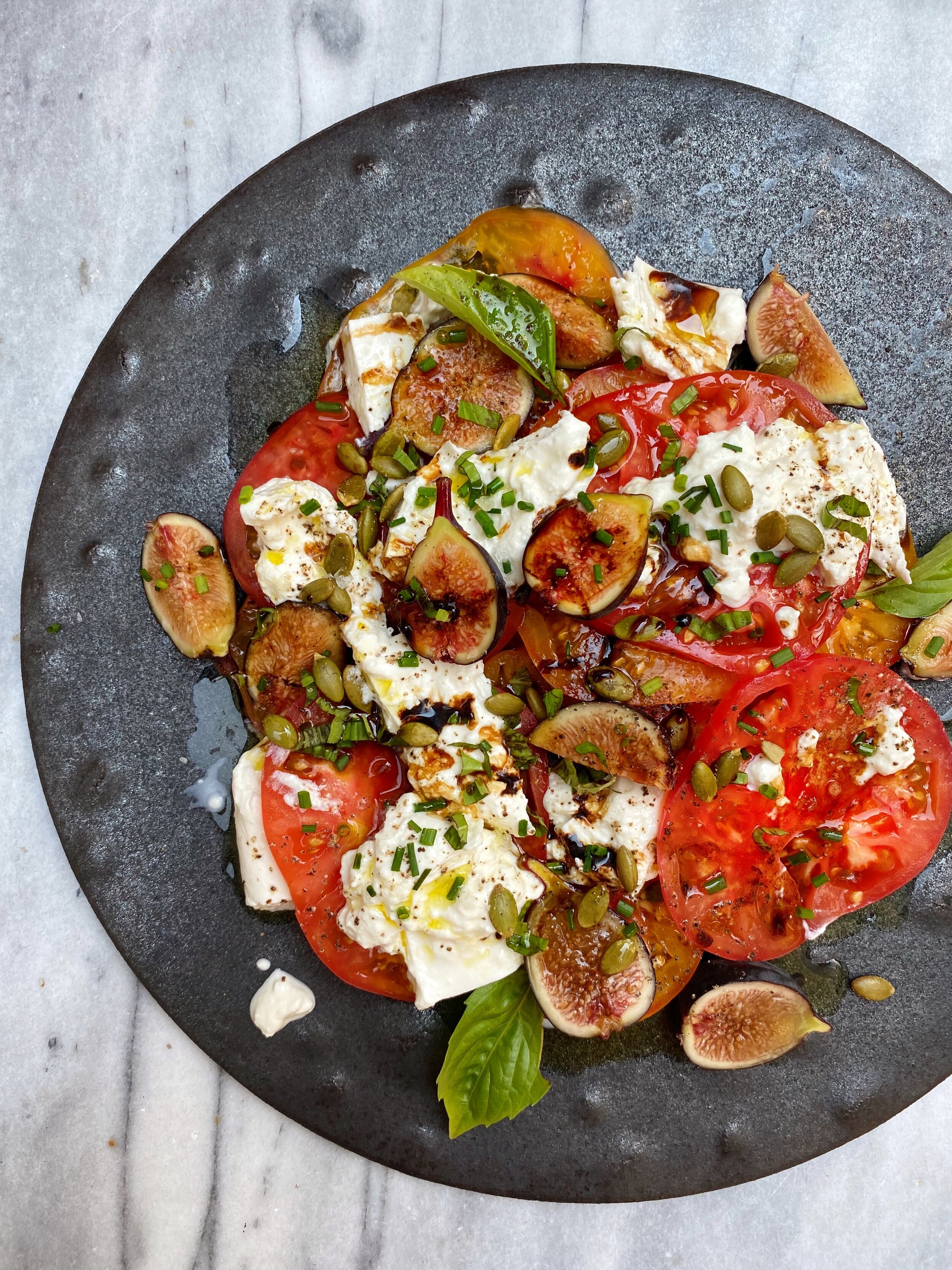 FALL INSPIRED CAPRESE SALAD