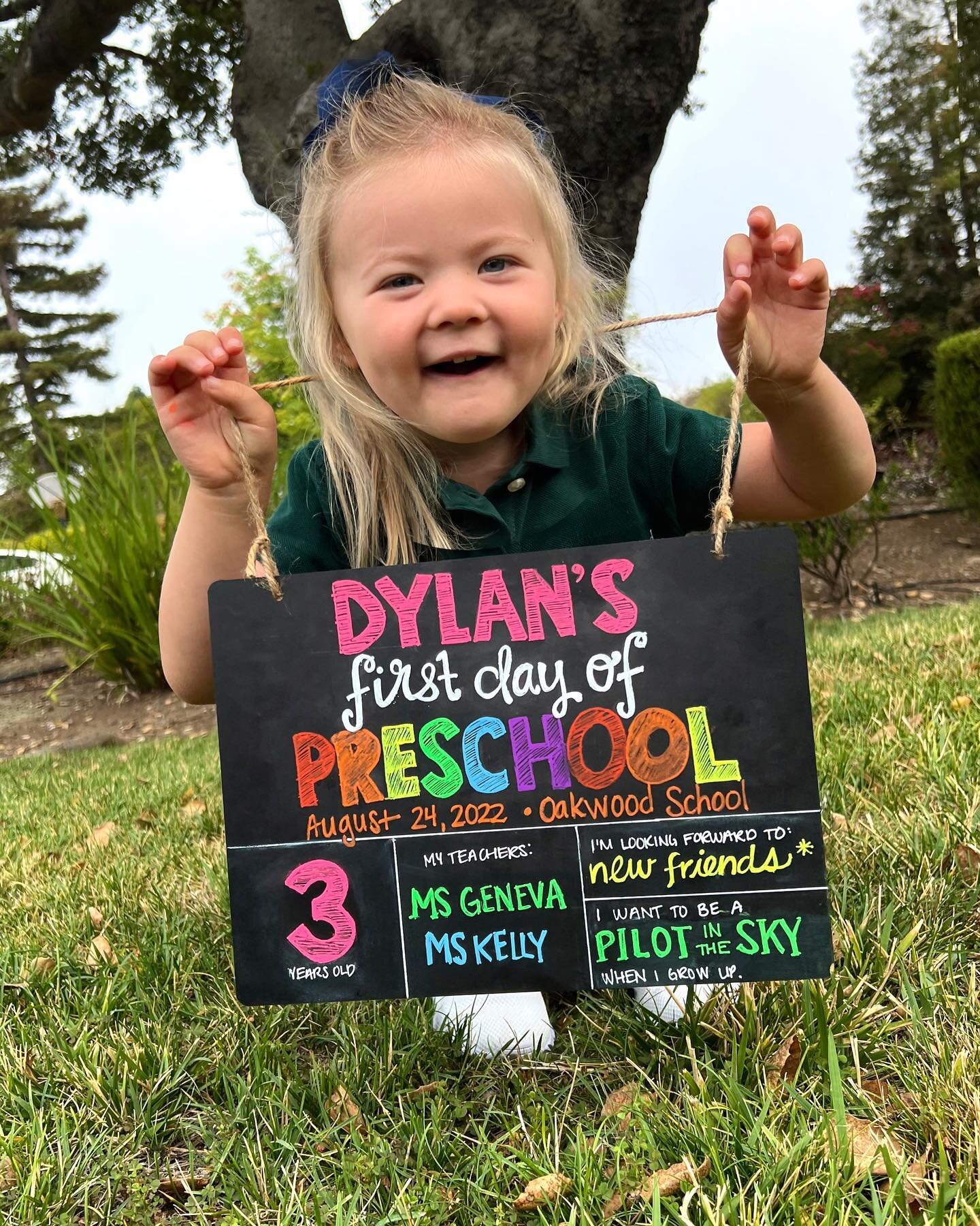 D&rsquo;s first day of preschool. Can&rsquo;t believe it! 

She gave us a tight hug at the door, and nervously took her teacher&rsquo;s hand. No tears, or even a pouty lip. We&rsquo;ve been reminding her &ldquo;it&rsquo;s ok to be scared&rdquo; for w