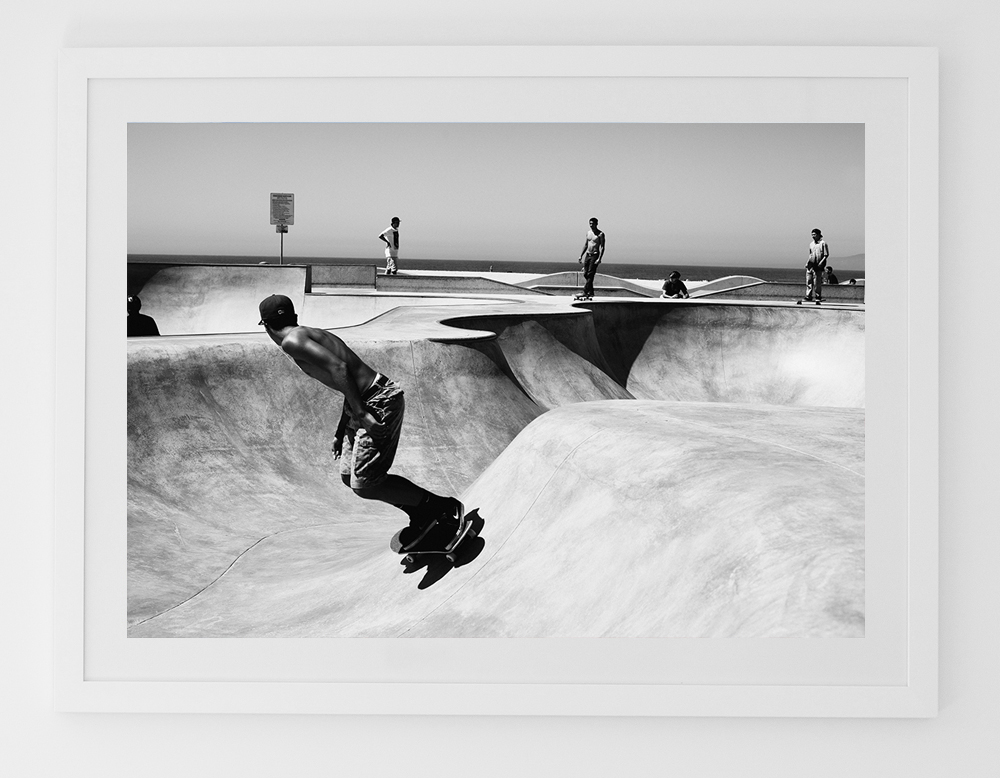 U1VeniceBeachFRAMEwhite.jpg